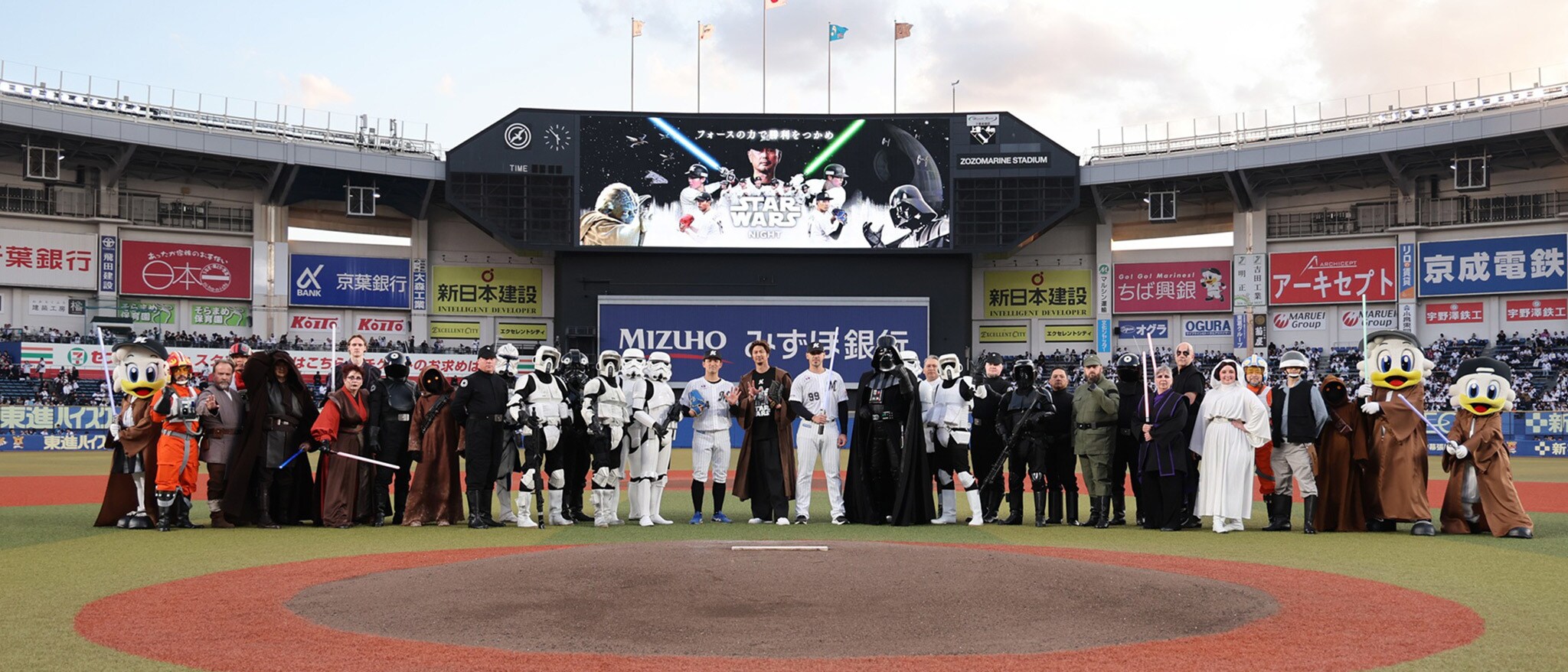千葉ロッテマリーンズ／スターウォーズ コラボTシャツ 千葉ロッテが「STAR WARS NIGHT」関連グッズ発売｜パ・リーグ.com