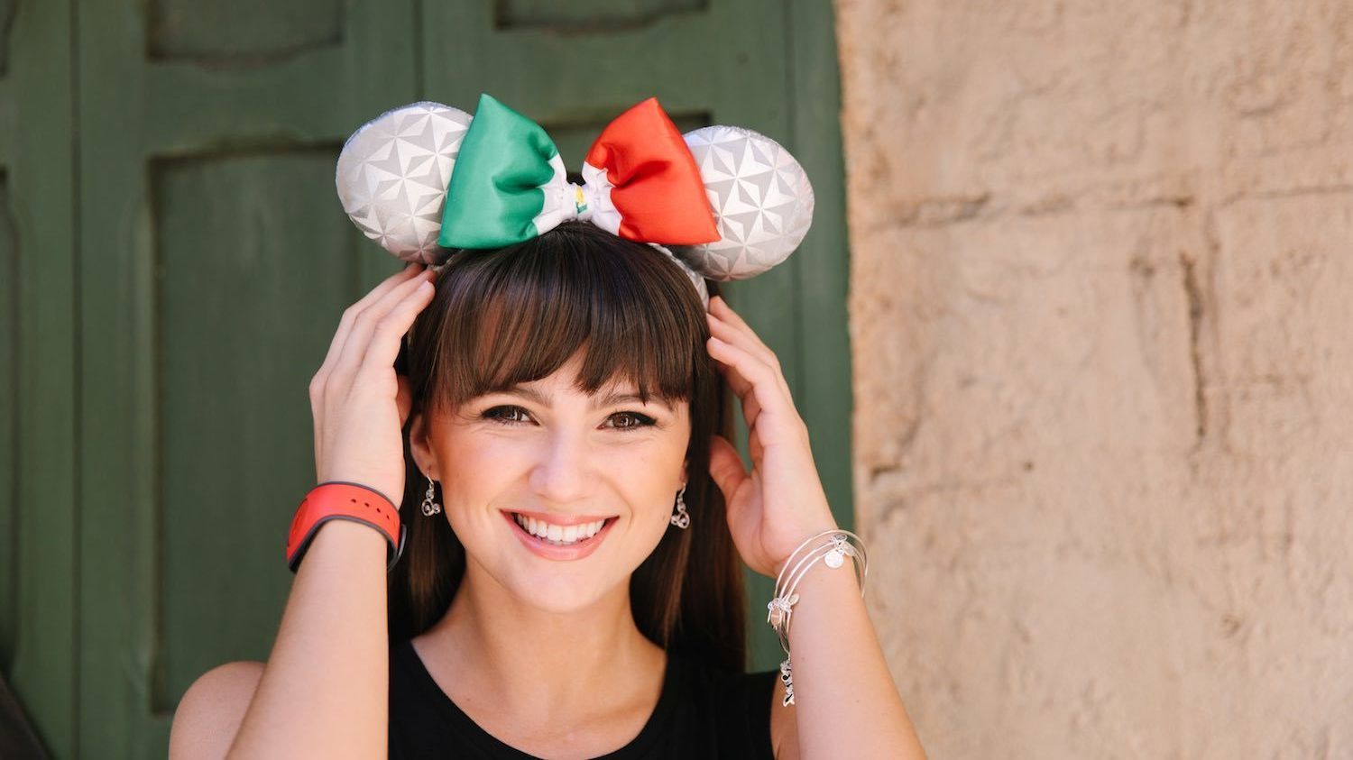 If You're a Fan of Epcot, You're Going to Be Obsessed With These New Ears