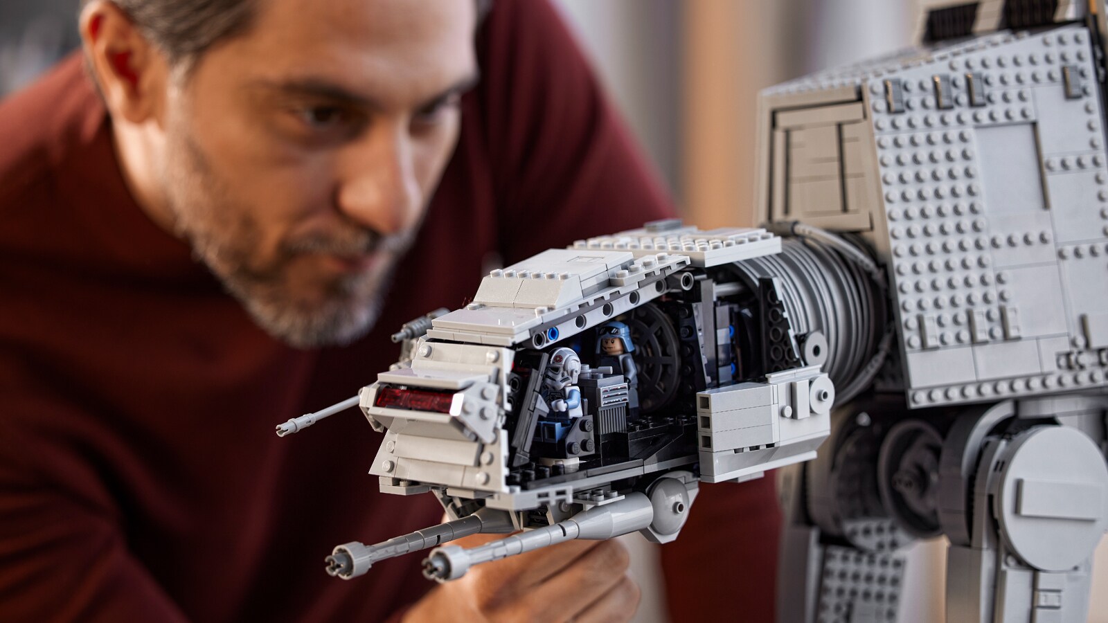 landinwaarts Voel me slecht Marco Polo 10 Great LEGO Star Wars Building Sets for Adults | StarWars.com