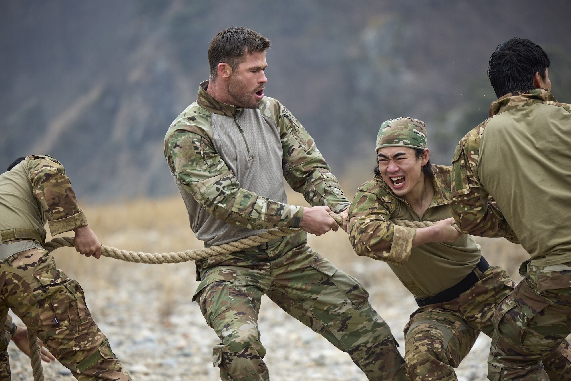Chris Hemsworth sets out to confront his chronic pain in a bold, immersive journey through South Korea. Guided by pain expert Dr. BJ Miller, he explores ancient healing traditions and cutting-edge science. The final test: "pain valley"—a brutal gauntlet of Special Forces trials that will push him to the limit. (credit: National Geographic/Evan Paterakis)