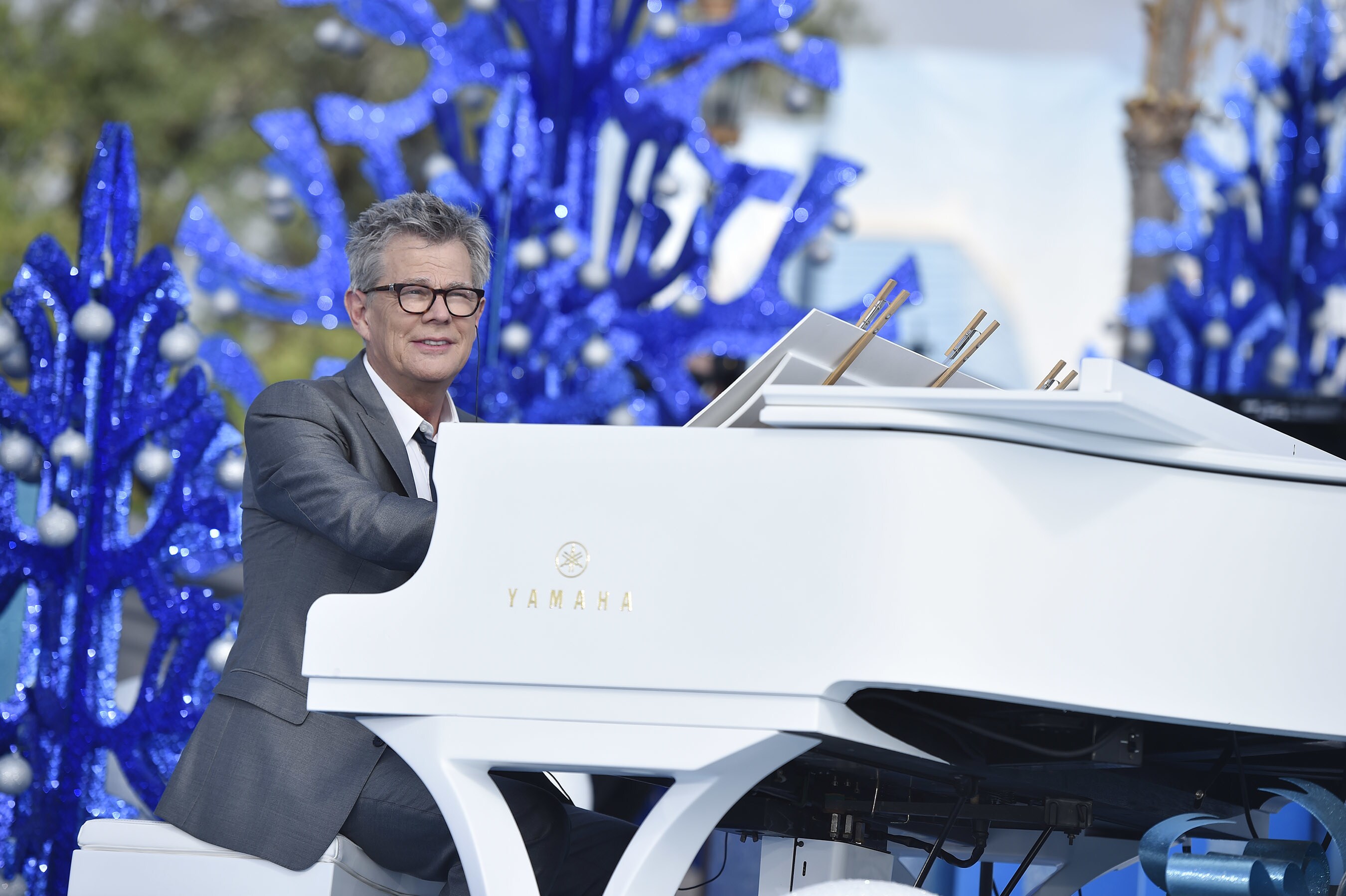 David Foster performs Nov. 11, 2015 during the taping of the 'Disney Parks Unforgettable Christma...