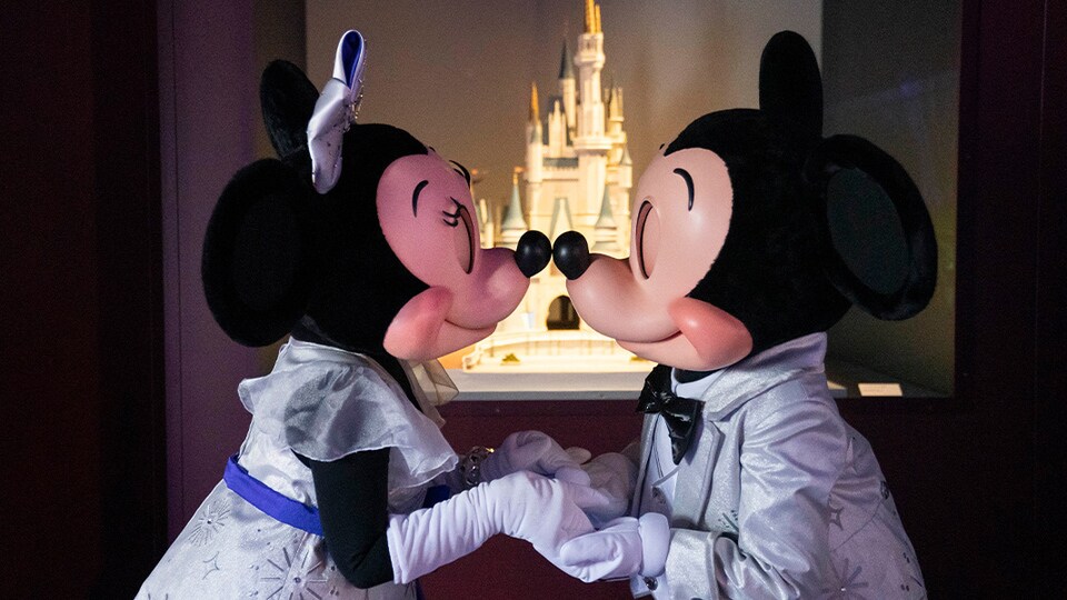 O Dia mais Mágico de Mickey Mouse e Minnie Mouse na 'Disney100