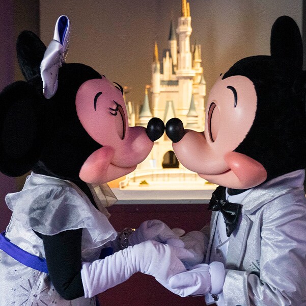 O Dia mais Mágico de Mickey Mouse e Minnie Mouse na 'Disney100