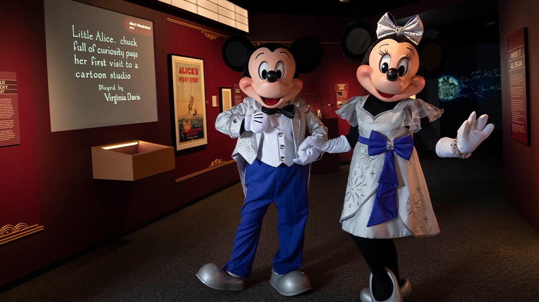 Todas as Formas de Celebrar o Disney100 no Disneyland Resort