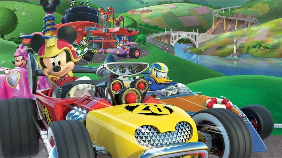 Disney ミッキーマウスとロードレーサーズ ガレージ・プレイ