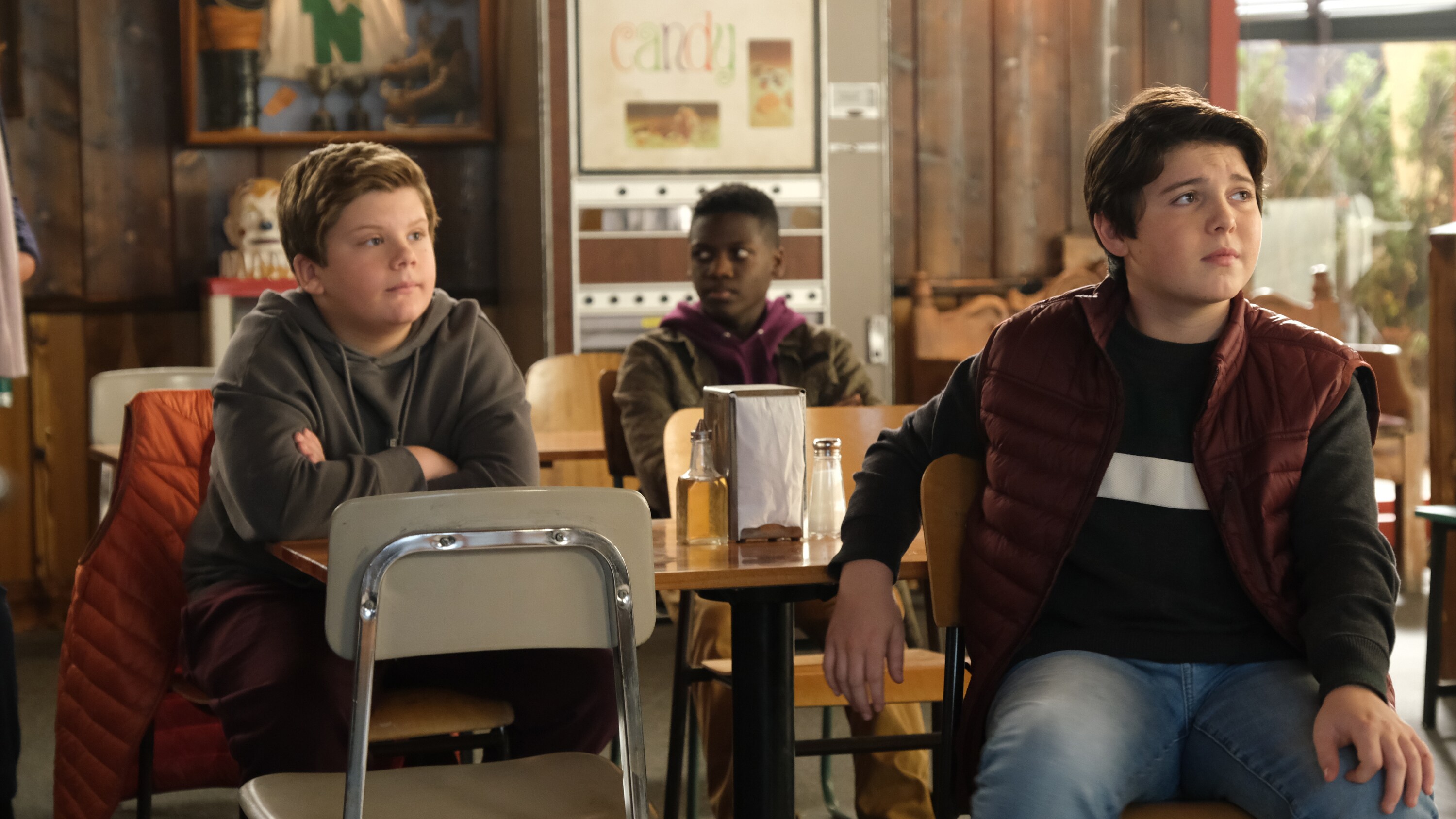 THE MIGHTY DUCKS: GAME CHANGERS - "Breakaway" - Alex tries to be a real coach, Evan recruits Sofi, and the team gets unexpected help...from Bombay. (Disney/Liane Hentscher) MAXWELL SIMPKINS, BRADY NOON