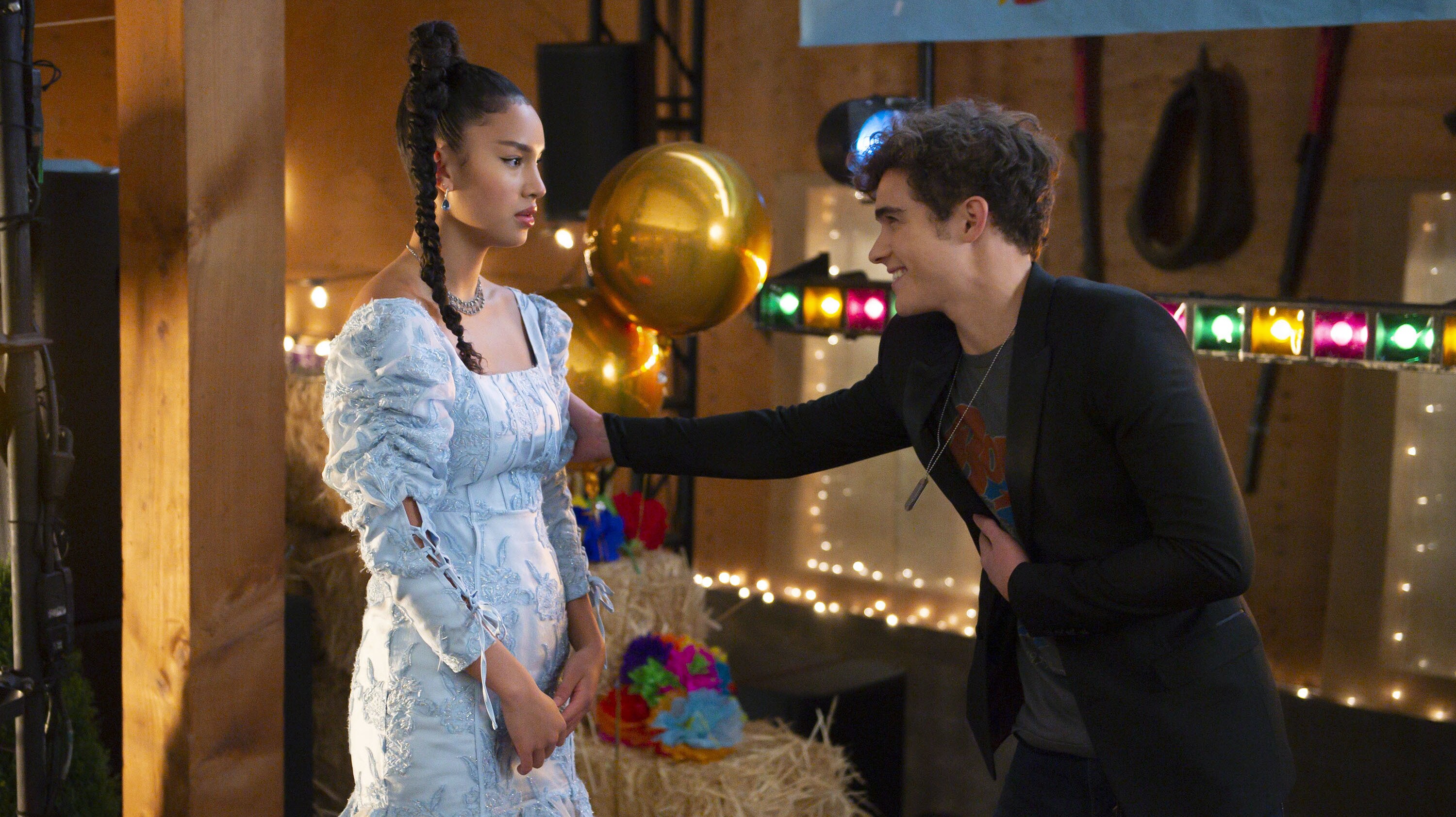HIGH SCHOOL MUSICAL: THE MUSICAL: THE SERIES - "The Quinceañero" (Disney/Fred Hayes) SOFIA WYLIE, JOSHUA BASSETT
