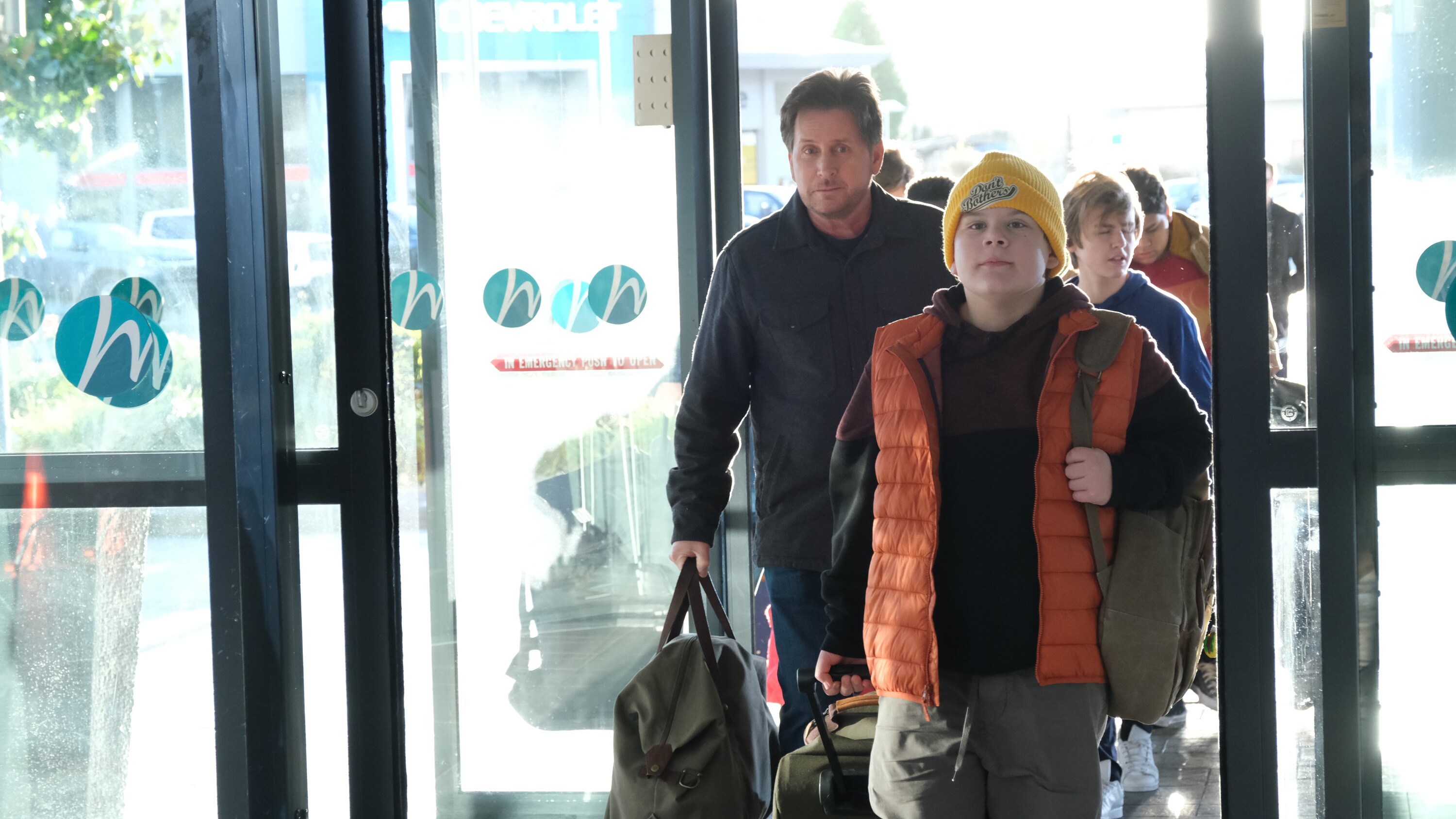 THE MIGHTY DUCKS: GAME CHANGERS - "Head Games" - Don’t Bothers road trip to States! Teen drama unfolds, Alex is left behind, Bombay reveals a secret. (Disney/Liane Hentscher) EMILIO ESTEVEZ, MAXWELL SIMPKINS