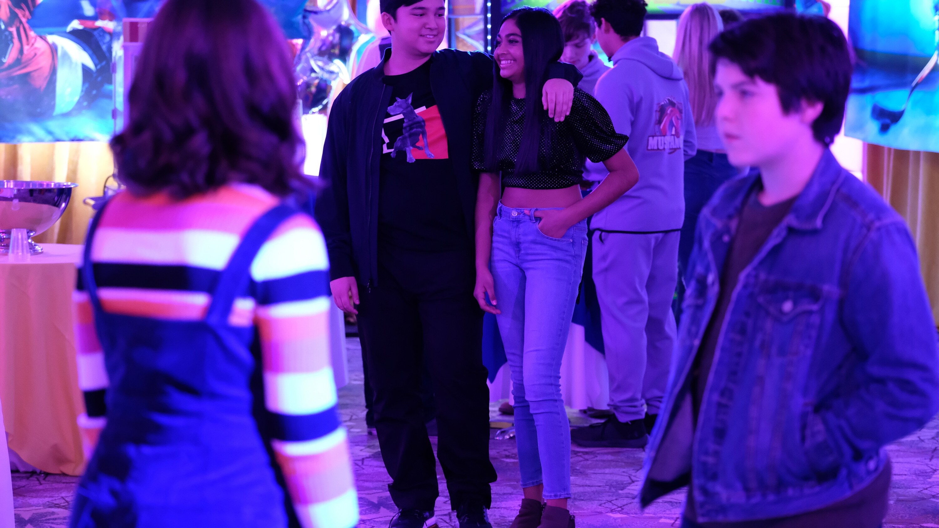 THE MIGHTY DUCKS: GAME CHANGERS - "Head Games" - Don’t Bothers road trip to States! Teen drama unfolds, Alex is left behind, Bombay reveals a secret. (Disney/Liane Hentscher) KASRA WONG, SWAYAM BHATIA