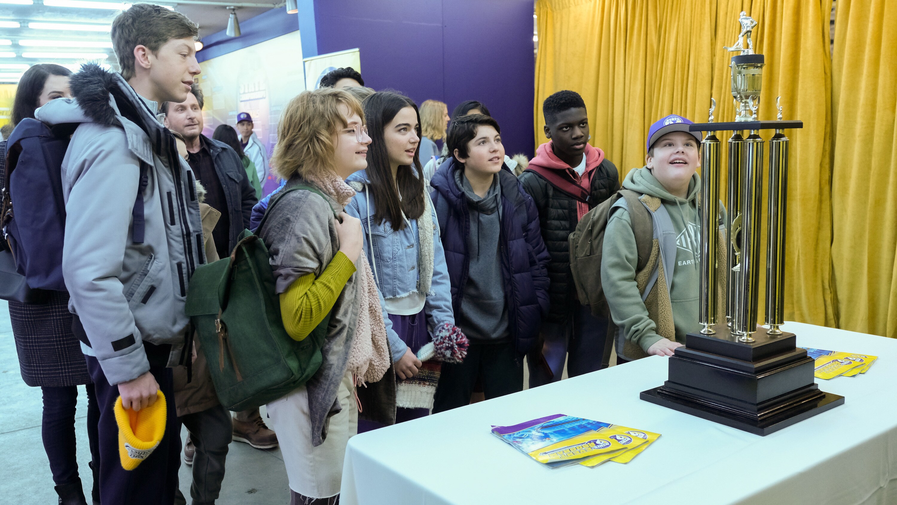 THE MIGHTY DUCKS: GAME CHANGERS - "State of Play" - The Don’t Bothers are forced to choose what’s really important, as they face the Ducks at States. (Disney/Liane Hentscher) FORREST ROZITIS, BELLA HIGGINBOTHAM, TAEGEN BURNS, BRADY NOON, DE’JON WATTS, MAXWELL SIMPKINS