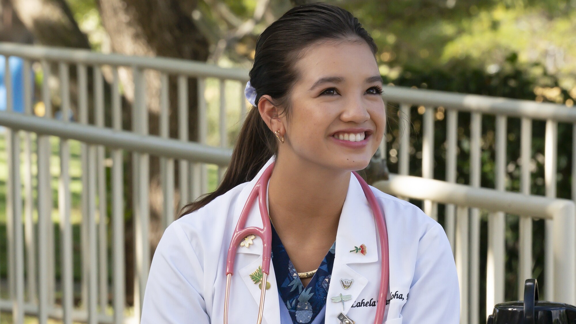 DOOGIE KAMEALOHA, M.D. - "Career Babes" - Lahela tries to fit in by joining the high school dance team; Kai’s new passion worries his parents. (Disney/Karen Neal)  PEYTON ELIZABETH LEE