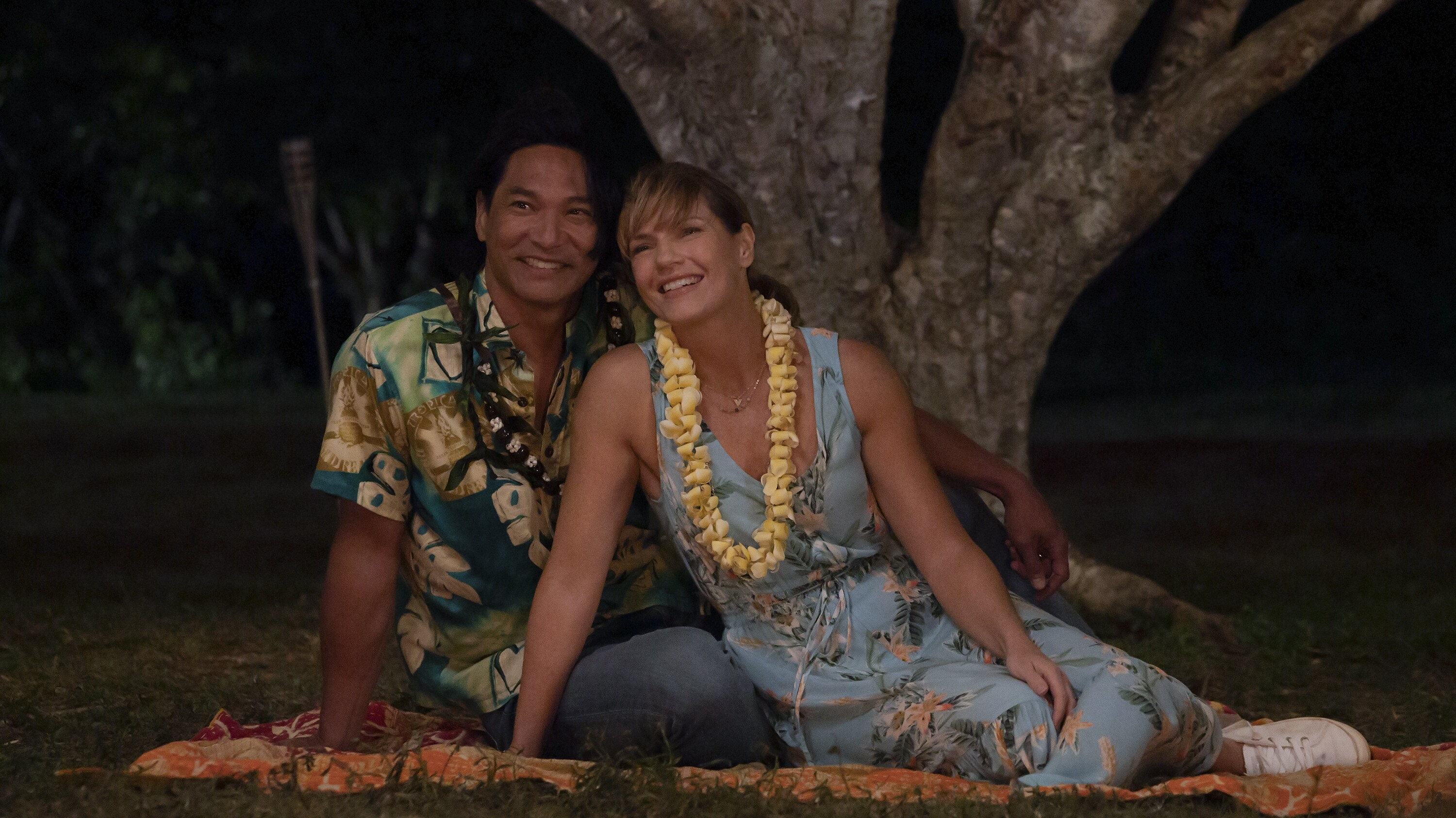 DOOGIE KAMEALOHA, M.D. - “Aloha - The Goodbye One” - Lahela is hired as a medic on Walter’s surf tour in Australia, and the Chief of Staff is announced. (Disney/Karen Neal) JASON SCOTT LEE, KATHLEEN ROSE PERKINS