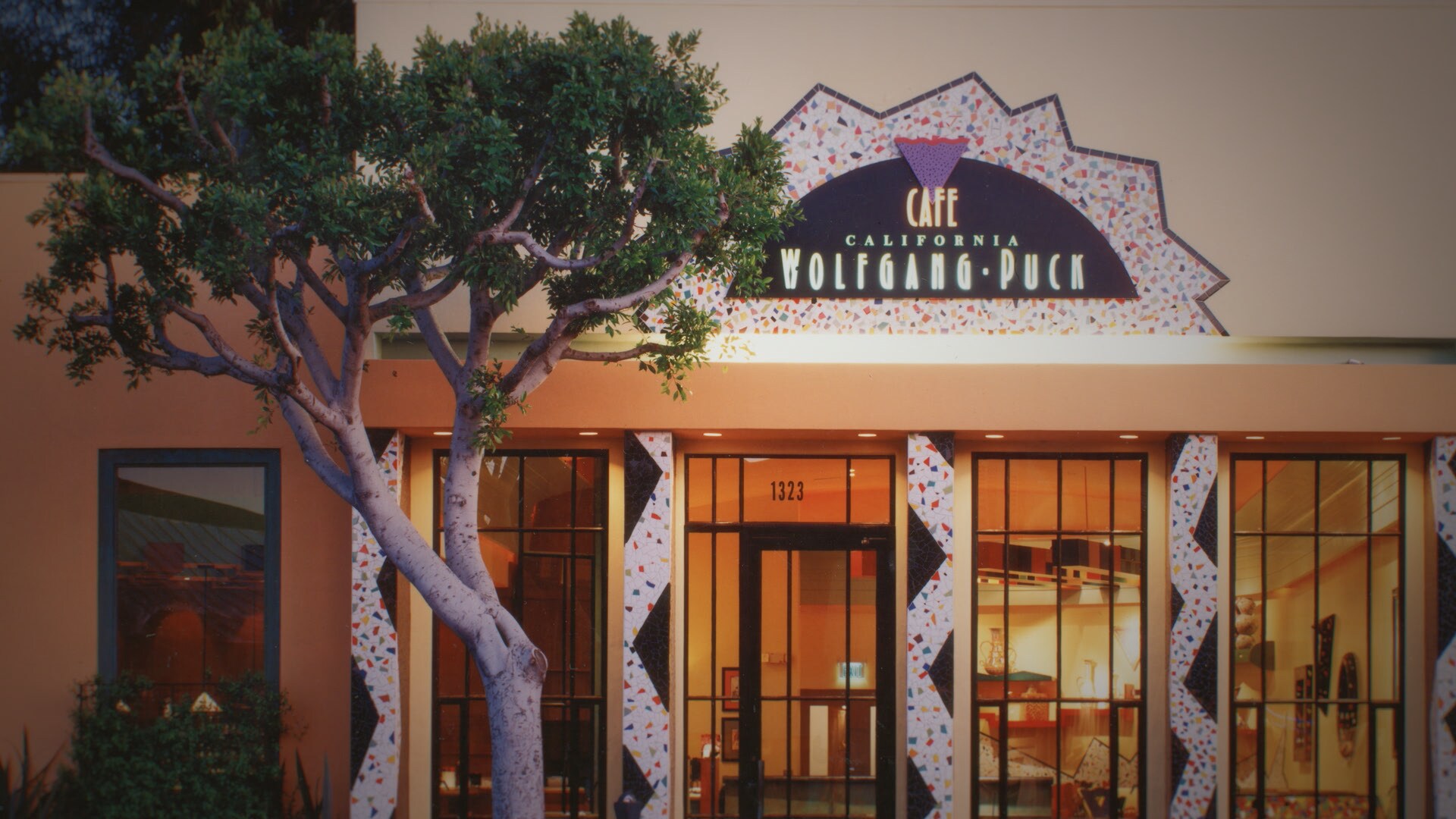WOLFGANG (Wolfgang Puck Worldwide)
