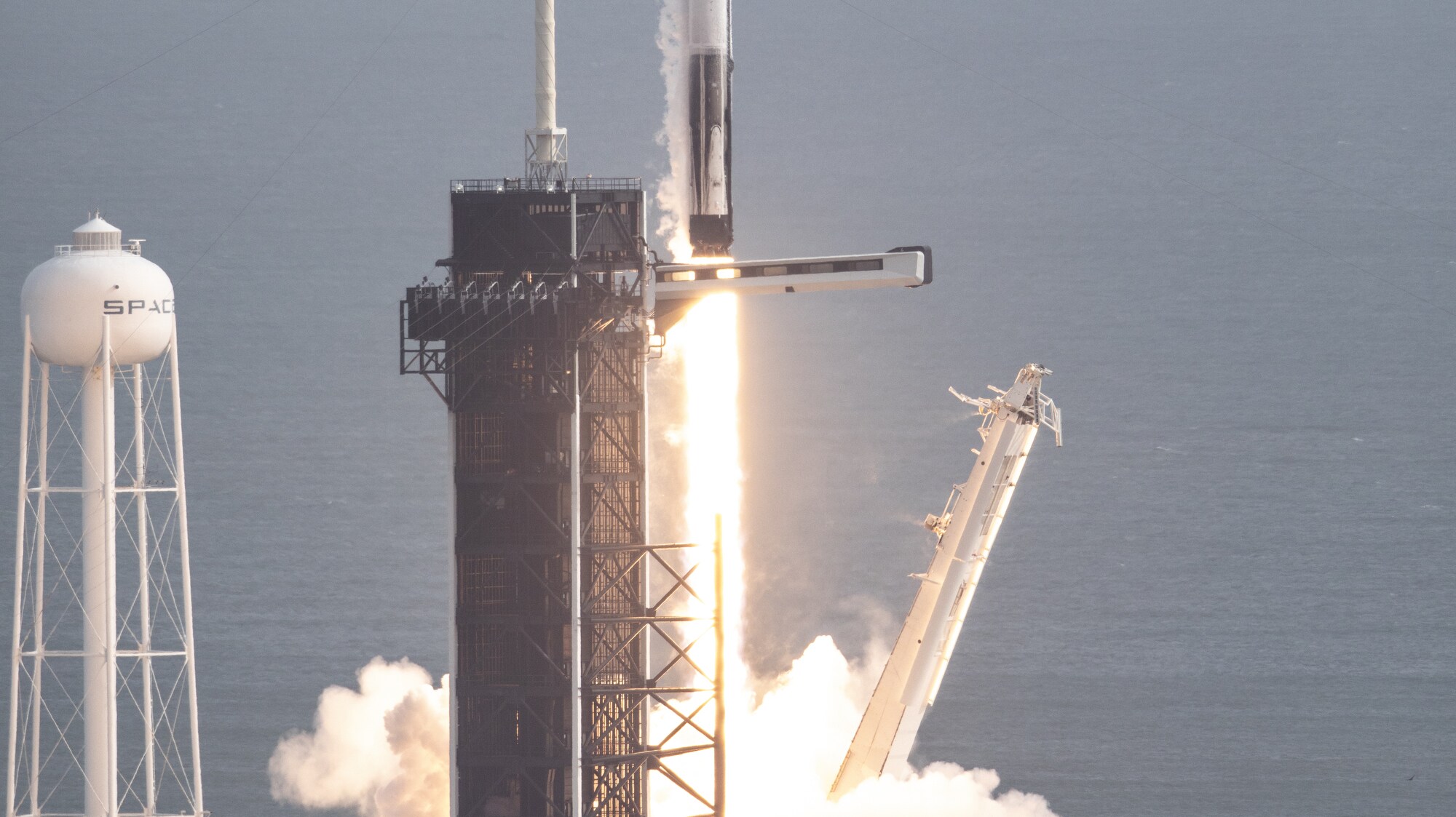 AMONG THE STARS - A SpaceX Falcon 9 rocket lifts off from Launch Complex 39A at NASA’s Kennedy Space Center in Florida at 10:30 a.m. EST on Jan. 19, 2020, carrying the Crew Dragon spacecraft on the company’s uncrewed In-Flight Abort Test. The flight test demonstrated the spacecraft’s escape capabilities in preparation for crewed flights to the International Space Station as part of the agency’s Commercial Crew Program. (NASA/Glenn Benson)