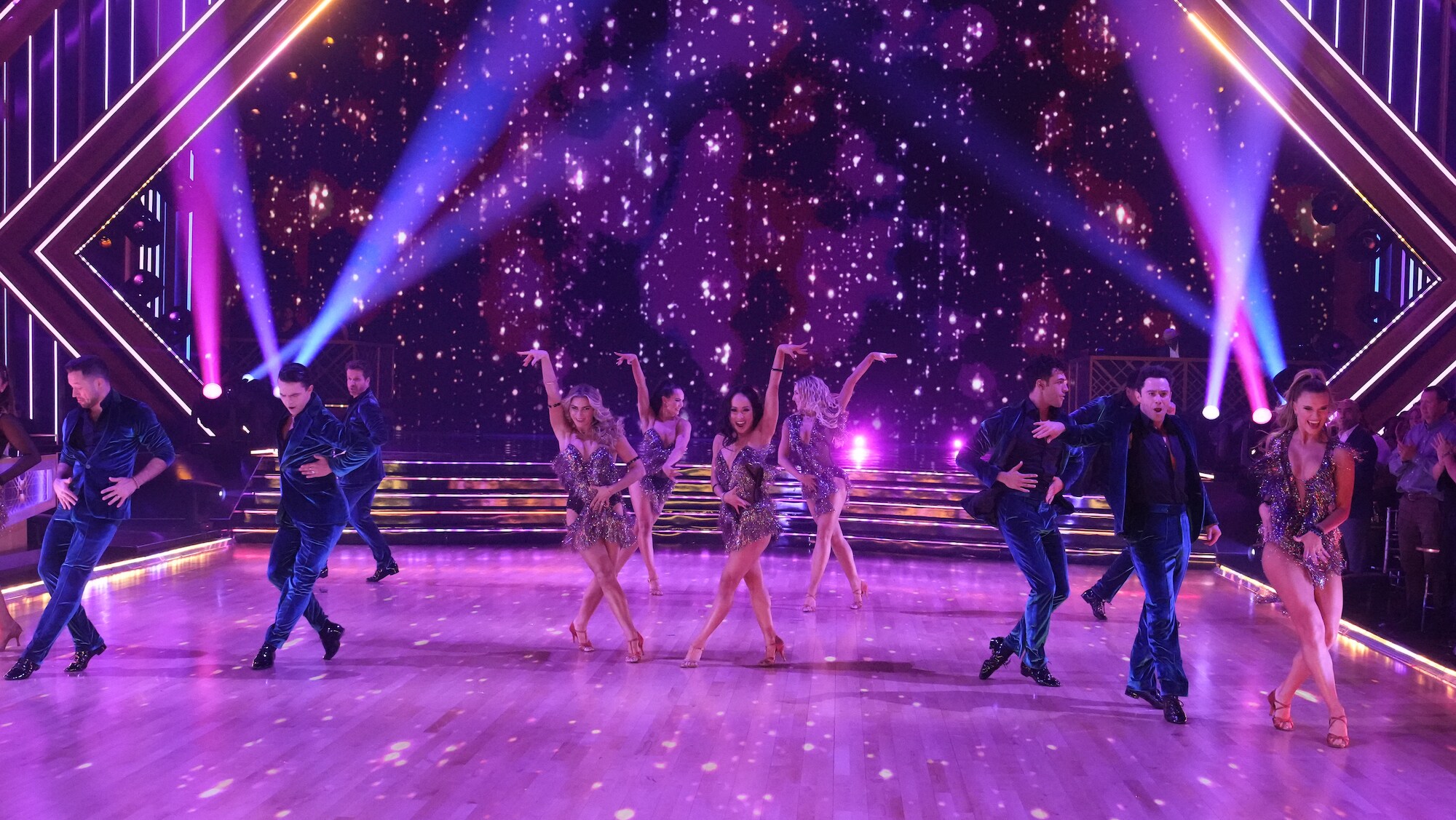 DANCING WITH THE STARS - “Finale” – The four finalists perform their final two routines in hopes of winning the mirrorball trophy. Each couple will perform a redemption dance and an unforgettable freestyle routine. A new episode of “Dancing with the Stars” will stream live MONDAY, NOV. 21 (8:00pm ET / 5:00pm PT), on Disney+. (ABC/Eric McCandless) DANCING WITH THE STARS
