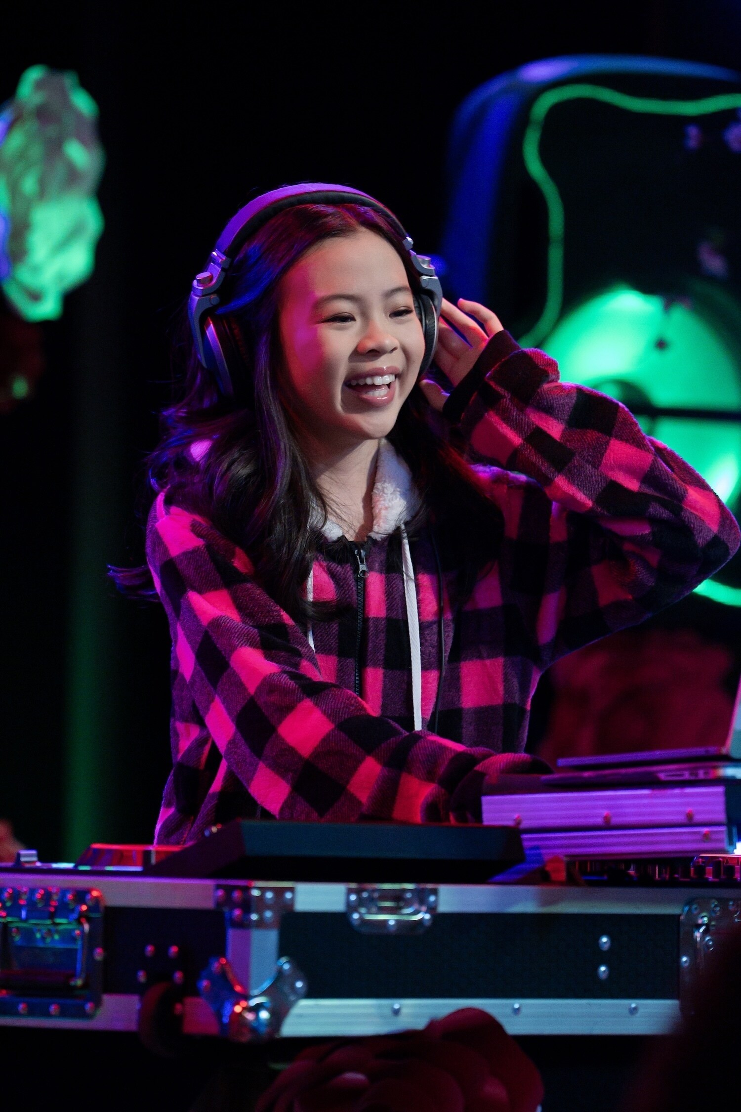 VAMPIRINA: TEENAGE VAMPIRE - “First Dance”  (Disney/Eric McCandless) JIWON LEE
