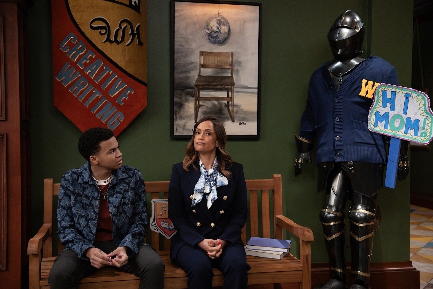 VAMPIRINA: TEENAGE VAMPIRE - "First Parent’s Day” (Disney/Eric McCandless) SHAUN DIXON, TAMMY TOWNSEND