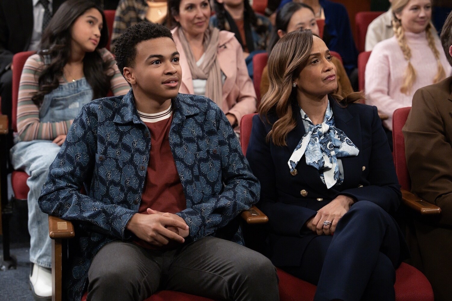 VAMPIRINA: TEENAGE VAMPIRE - "First Parent’s Day” (Disney/Eric McCandless) SHAUN DIXON, TAMMY TOWNSEND