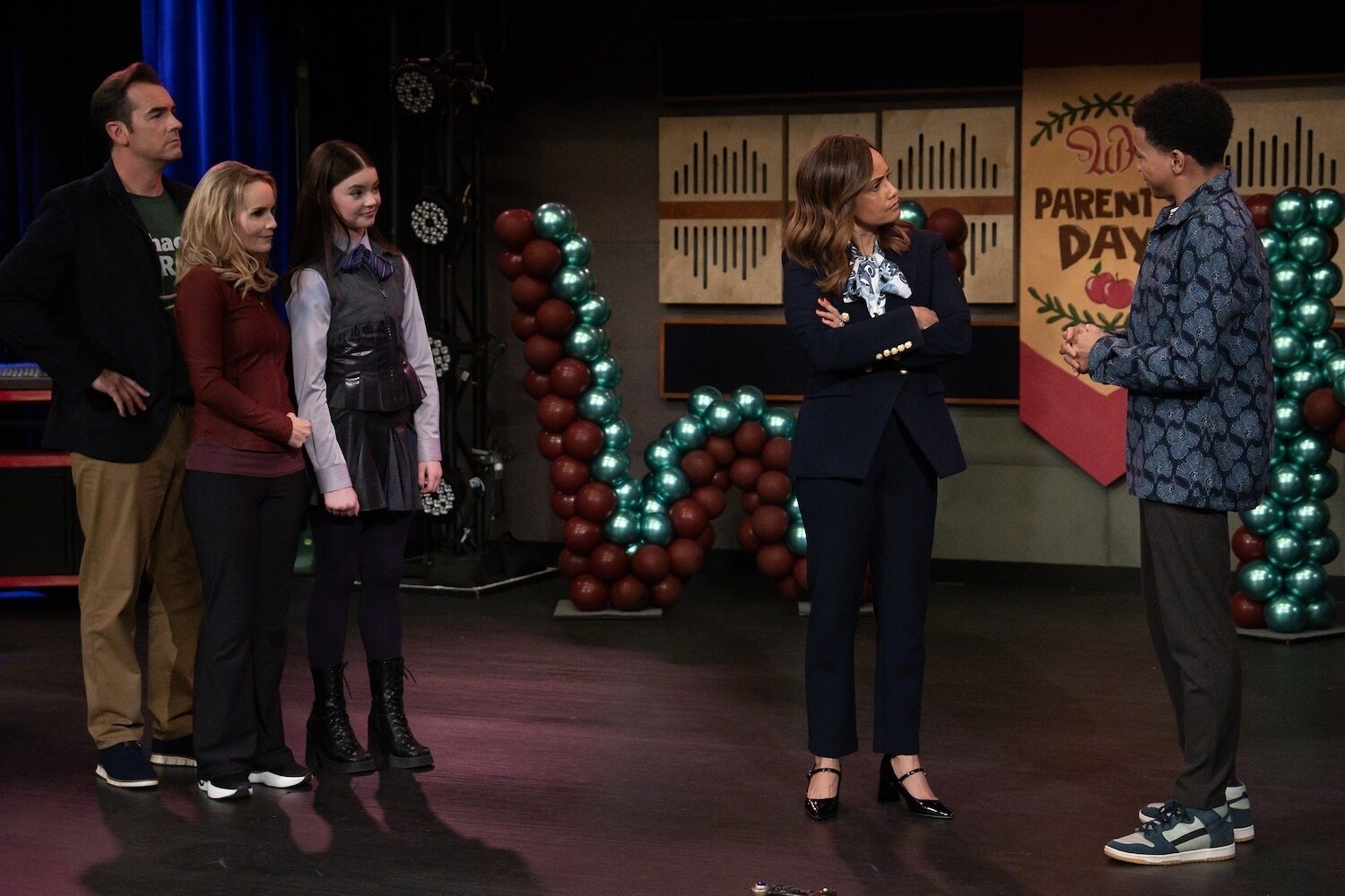 VAMPIRINA: TEENAGE VAMPIRE - "First Parent’s Day” (Disney/Eric McCandless) JEFF MEACHAM, KATE REINDERS, KENZI RICHARDSON, TAMMY TOWNSEND, SHAUN DIXON