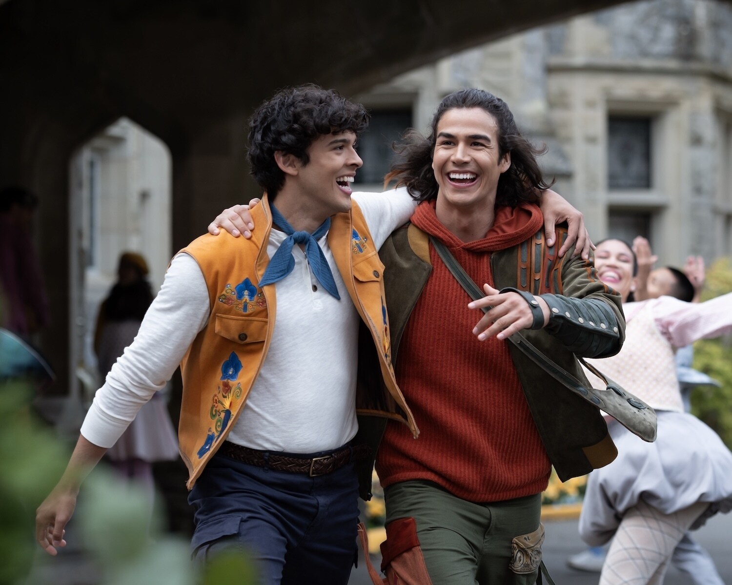 DESCENDANTS: WICKED WONDERLAND -  (Disney/David Astorga) ALEXANDRO BYRD, JOEL OULETTE