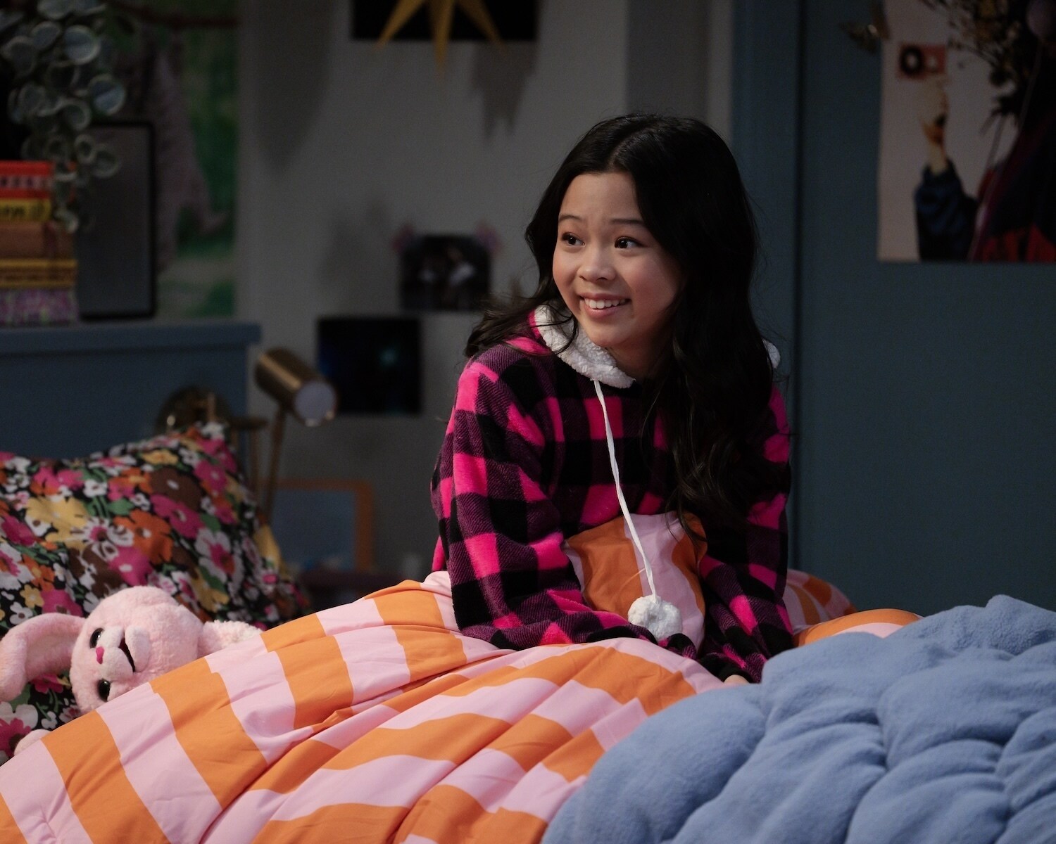 VAMPIRINA: TEENAGE VAMPIRE - “First Halloween” (Disney/Eric McCandless) JIWON LEE