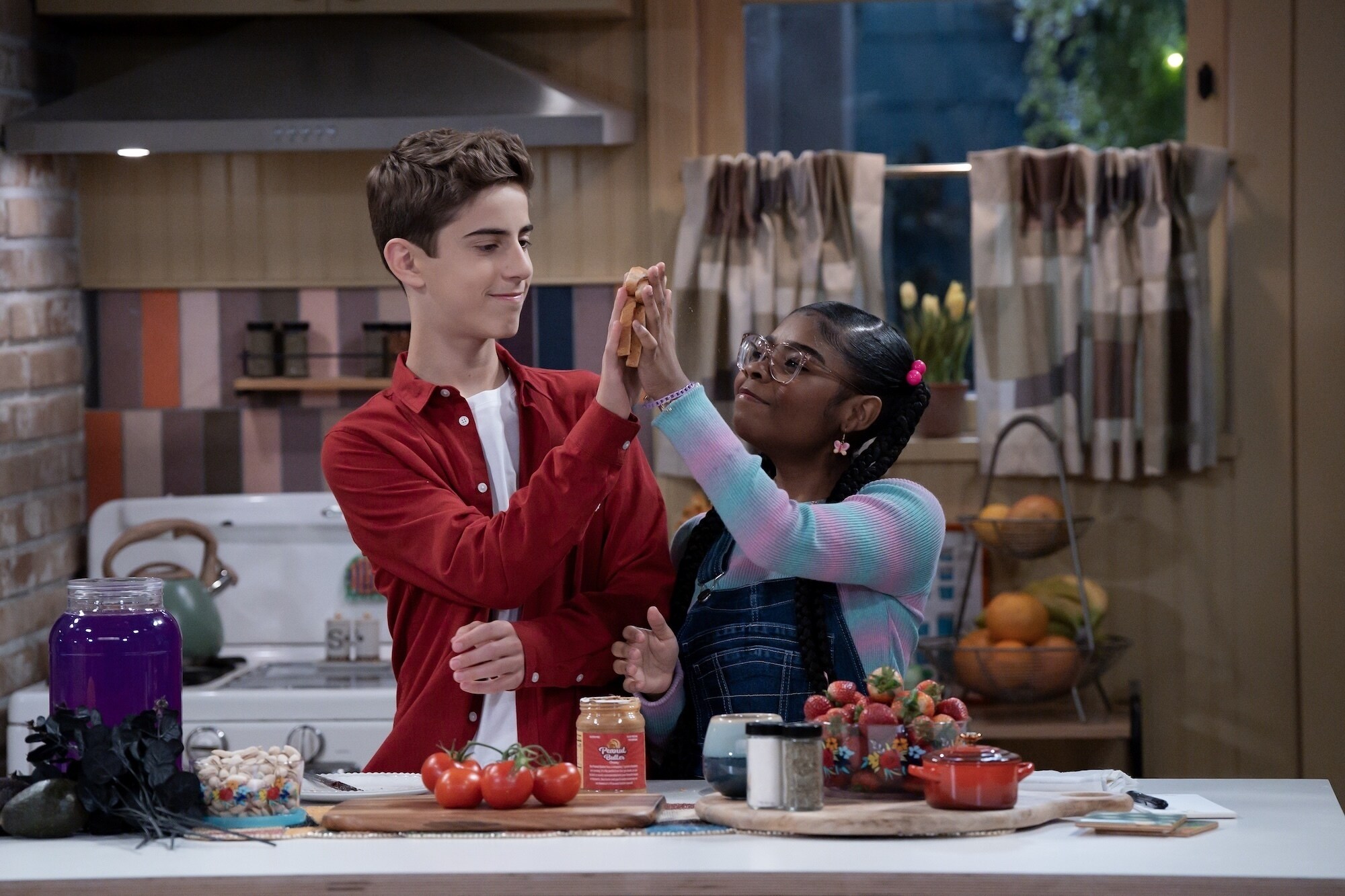 WIZARDS BEYOND WAVERLY PLACE - "Ooze!...I Did It Again” (Disney/Kim Alexis) ALKAIO THIELE, TAYLOR CORA