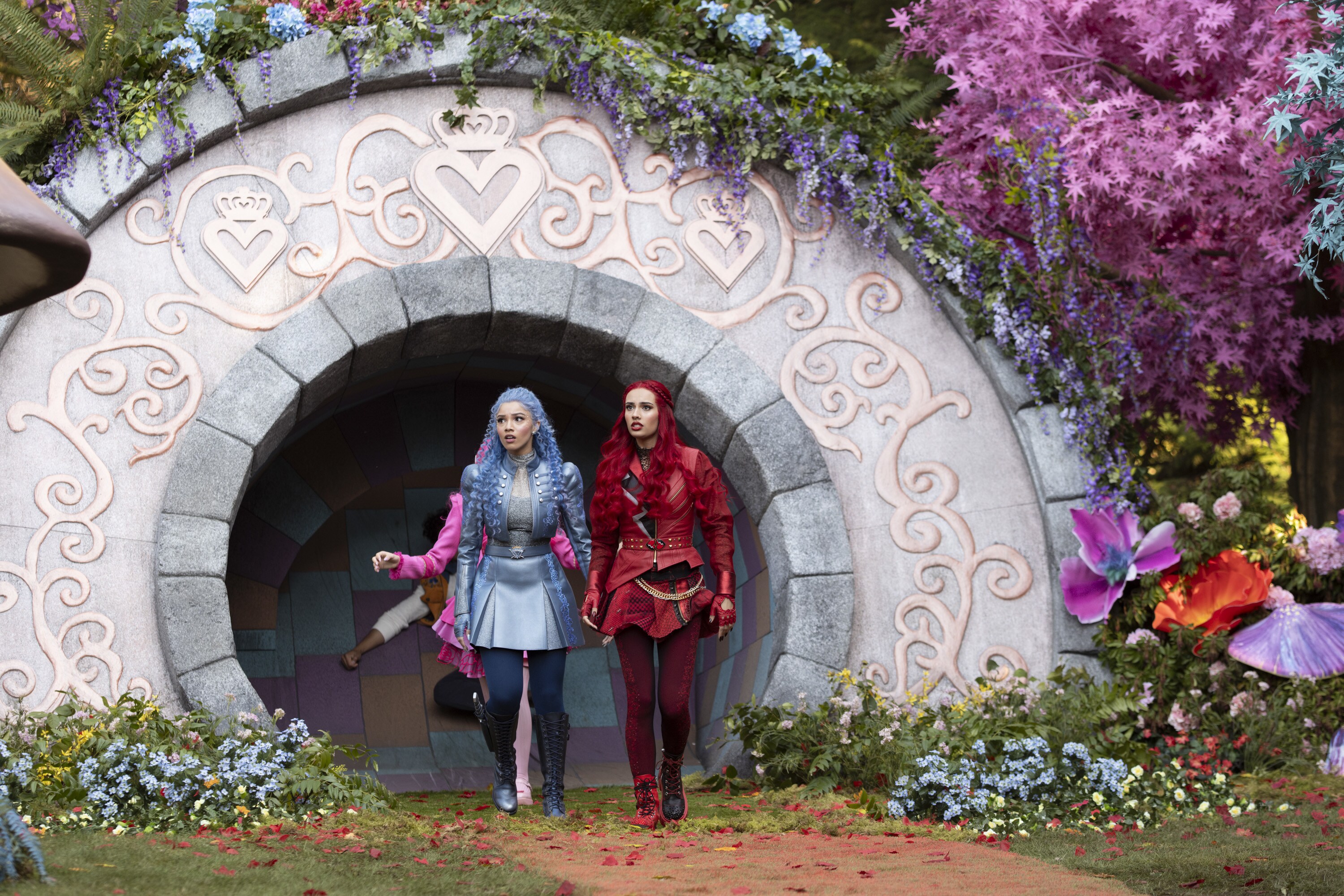 DESCENDANTS: WICKED WONDERLAND -  (Disney/David Astorga) MALIA BAKER, KYLIE CANTRALL