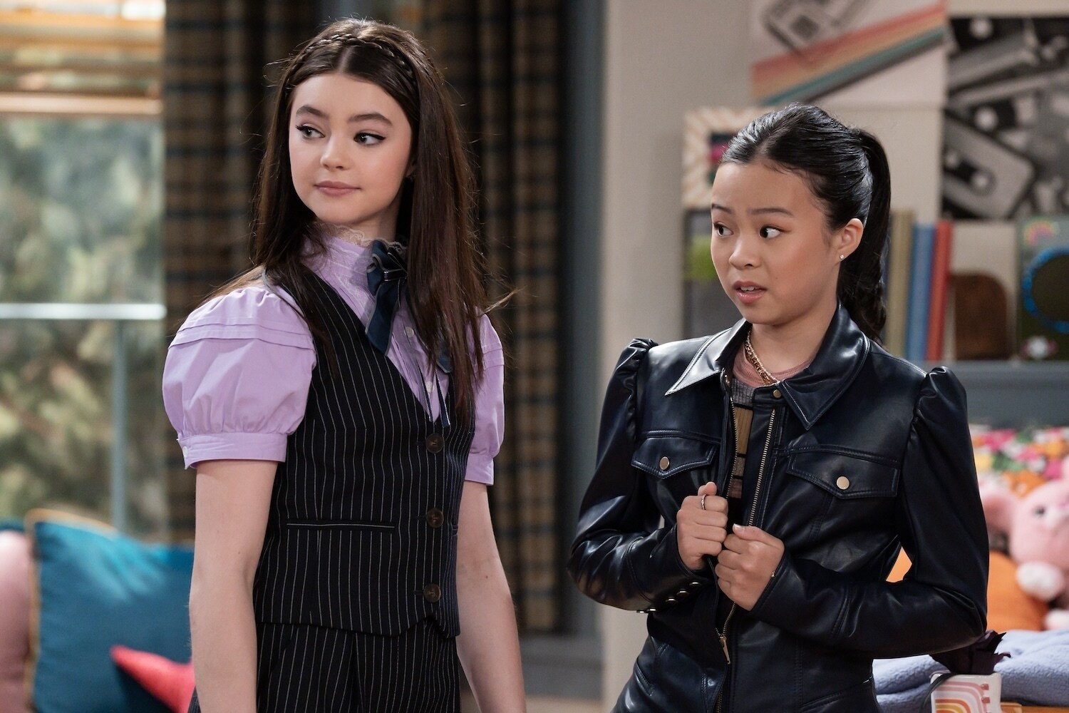 VAMPIRINA: TEENAGE VAMPIRE - “First Enemy” (Disney/Lara Solanki) KENZI RICHARDSON, JIWON LEE