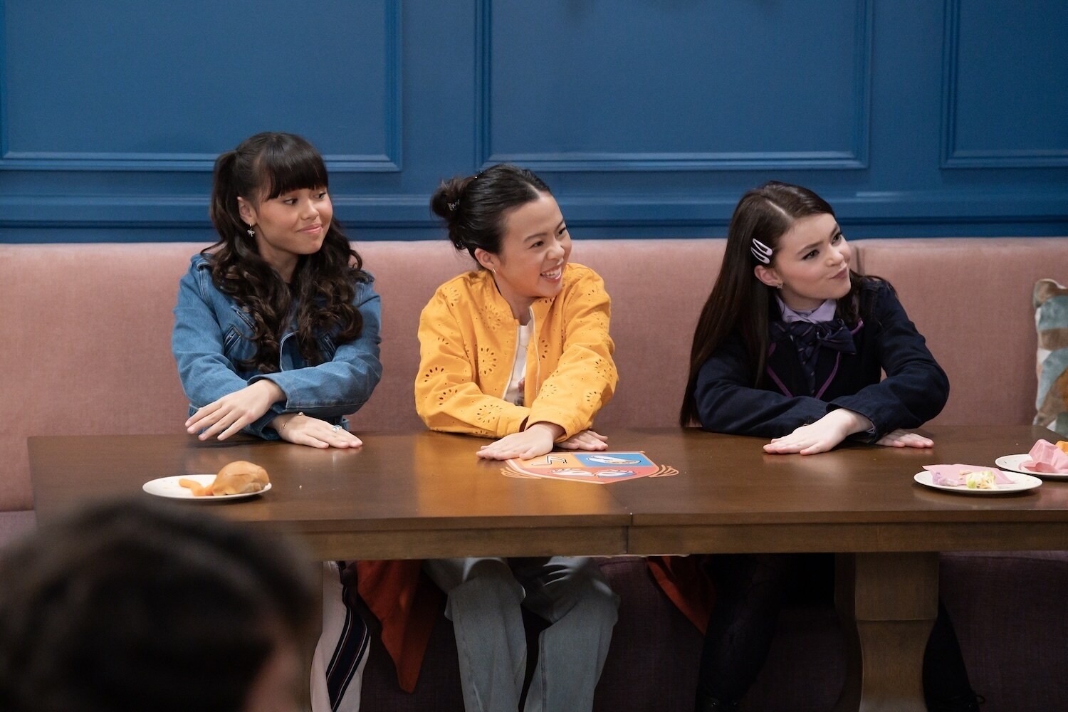 VAMPIRINA: TEENAGE VAMPIRE - “First Enemy” (Disney/Lara Solanki) FAITH HEDLEY, JIWON LEE, KENZI RICHARDSON