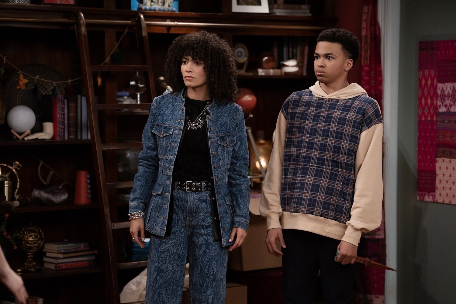 VAMPIRINA: TEENAGE VAMPIRE - “First Enemy” (Disney/Eric McCandless) HANNAH WHITLEY, SHAUN DIXON