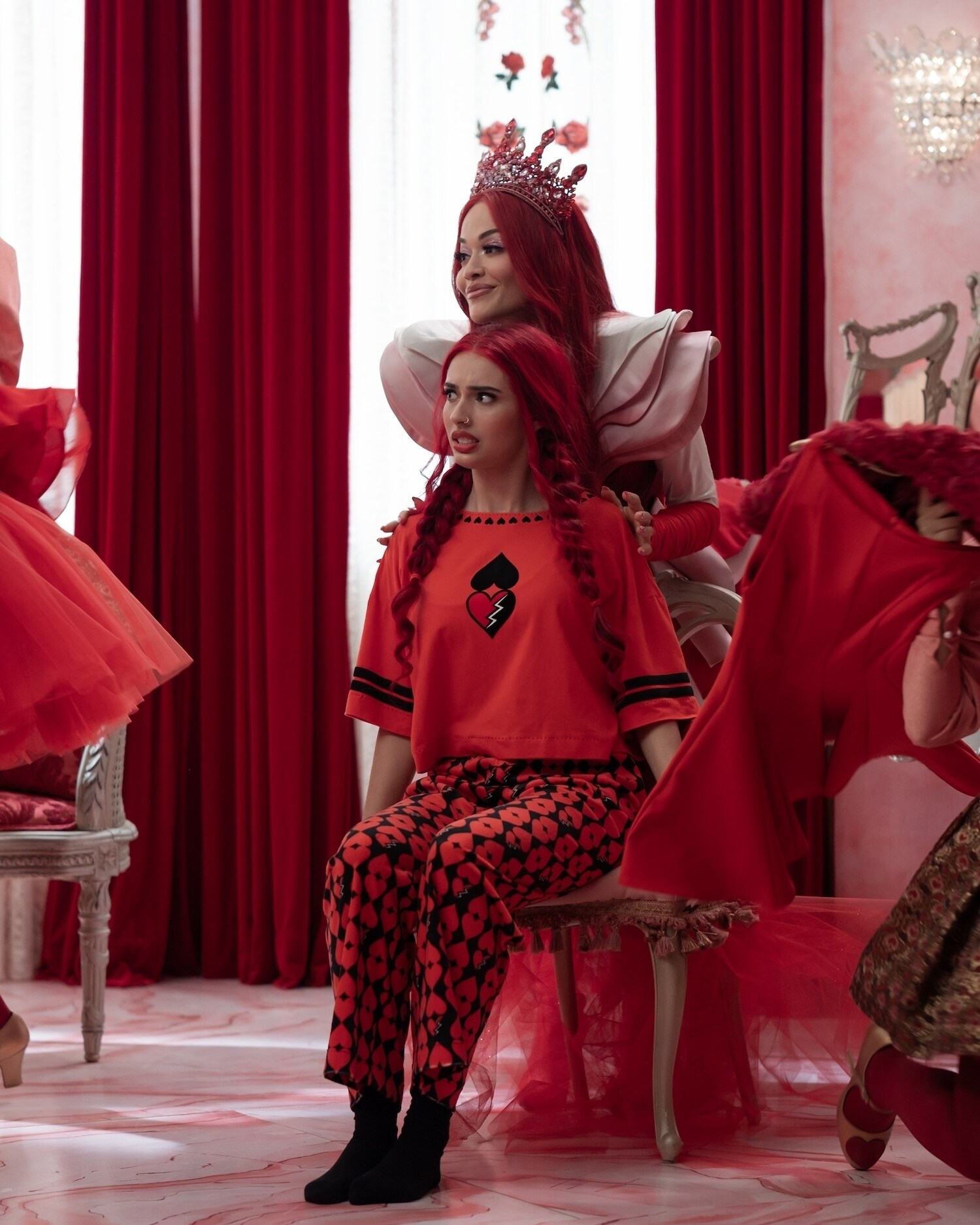 DESCENDANTS: WICKED WONDERLAND -  (Disney/David Astorga) KYLIE CANTRALL, RITA ORA