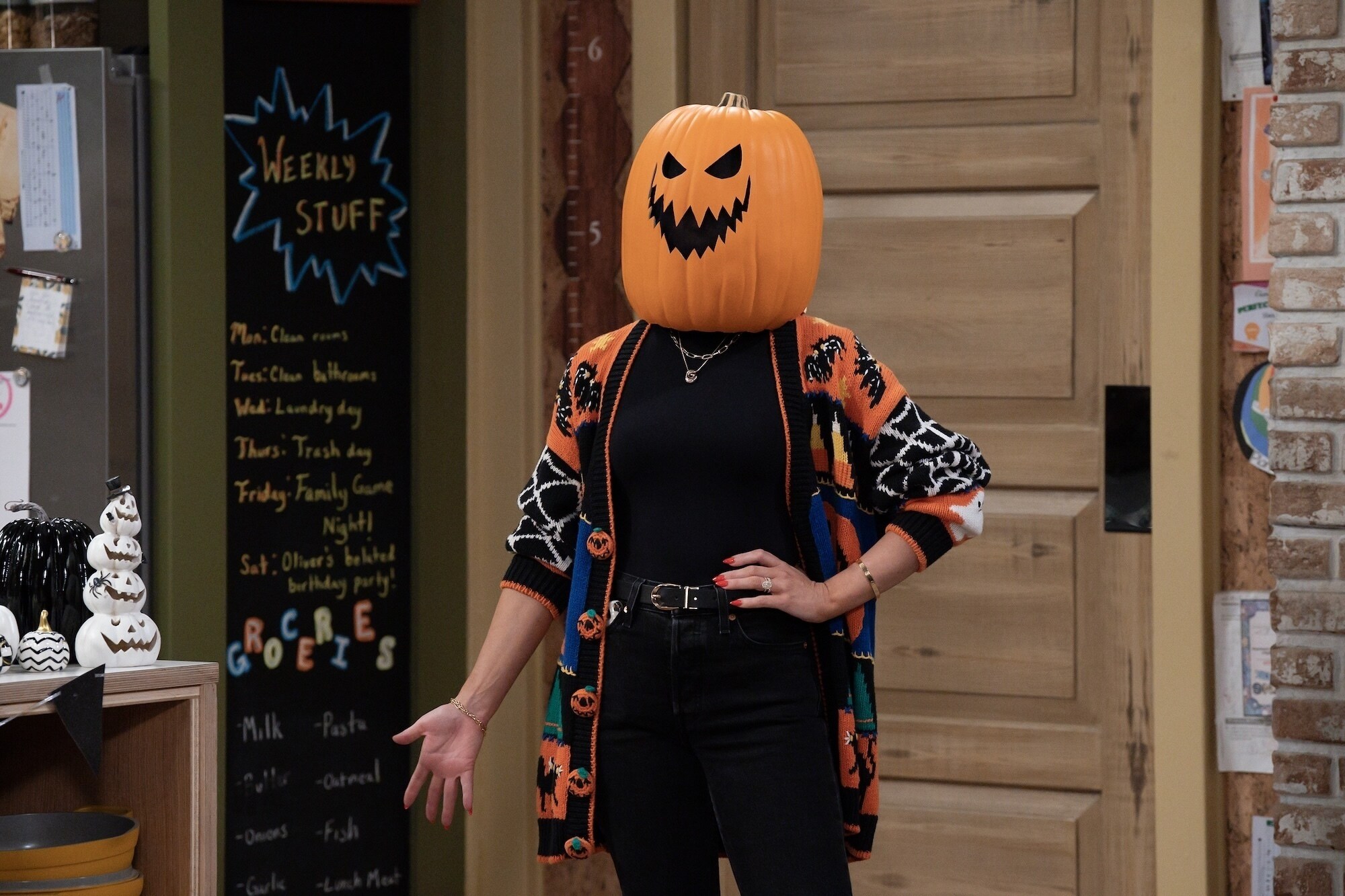 WIZARDS BEYOND WAVERLY PLACE - "Spells Like Halloween Spirit" (Disney/Lara Solanki) WIZARDS BEYOND WAVERLY PLACE