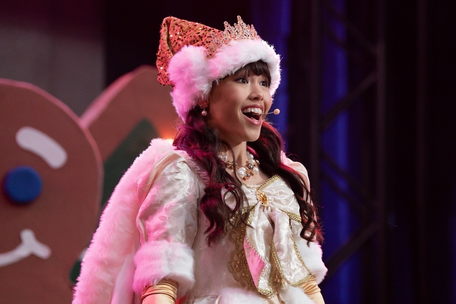 VAMPIRINA: TEENAGE VAMPIRE - “First Holiday” (Disney/Lara Solanki) FAITH HEDLEY