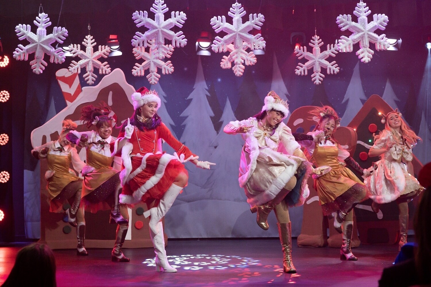 VAMPIRINA: TEENAGE VAMPIRE - “First Holiday” (Disney/Lara Solanki) FAITH HEDLEY