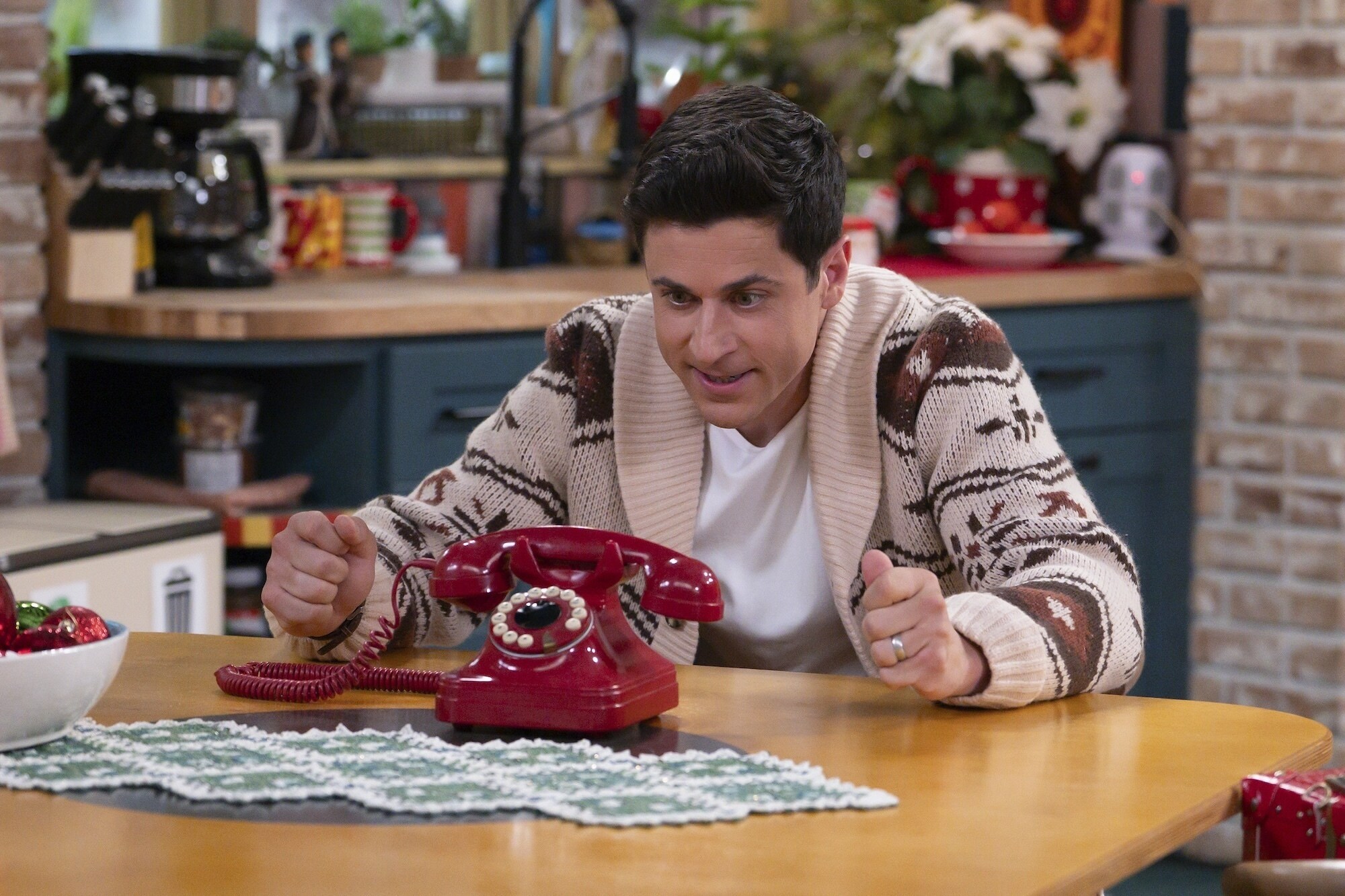 When Billie discovers that she's on Santa's Nice List for the first time, she sets out to get her rightful spot on the Naughty List back through any means necessary.