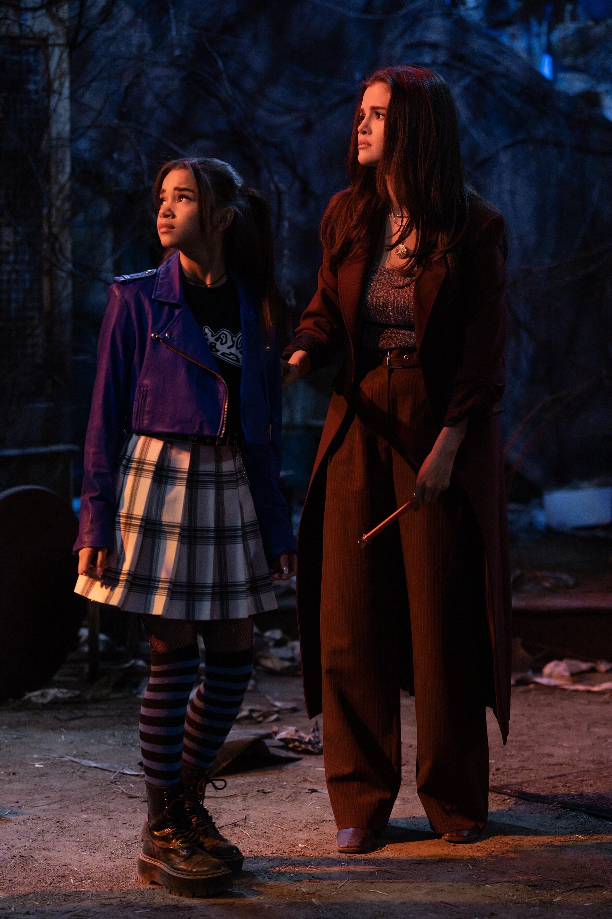 WIZARDS BEYOND WAVERLY PLACE - "The Wizard At The End Of The World: Part Two" (Disney/Eric McCandless) JANICE LEANN BROWN, SELENA GOMEZ