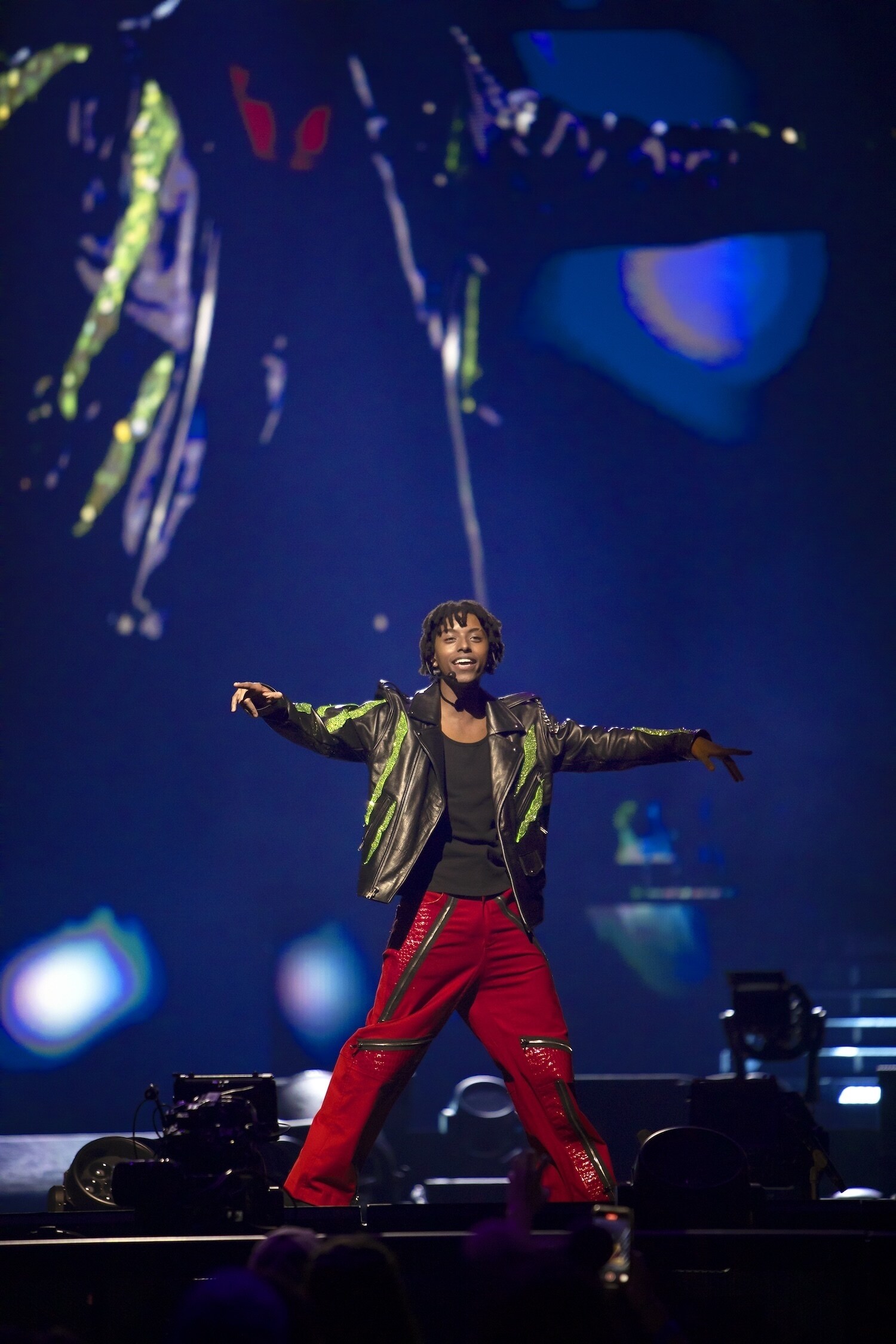 DESCENDANTS / ZOMBIES WORLDS COLLIDE - Anaheim show. (Disney/Kayla Delaura) MEKONNEN KNIFE