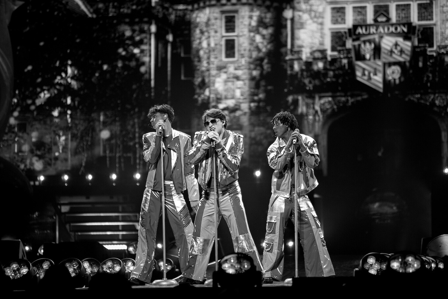 DESCENDANTS / ZOMBIES WORLDS COLLIDE - Anaheim show. (Disney/Kayla Delaura) MALACHI BARTON, JOSHUA COLLEY, MEKONNEN KNIFE