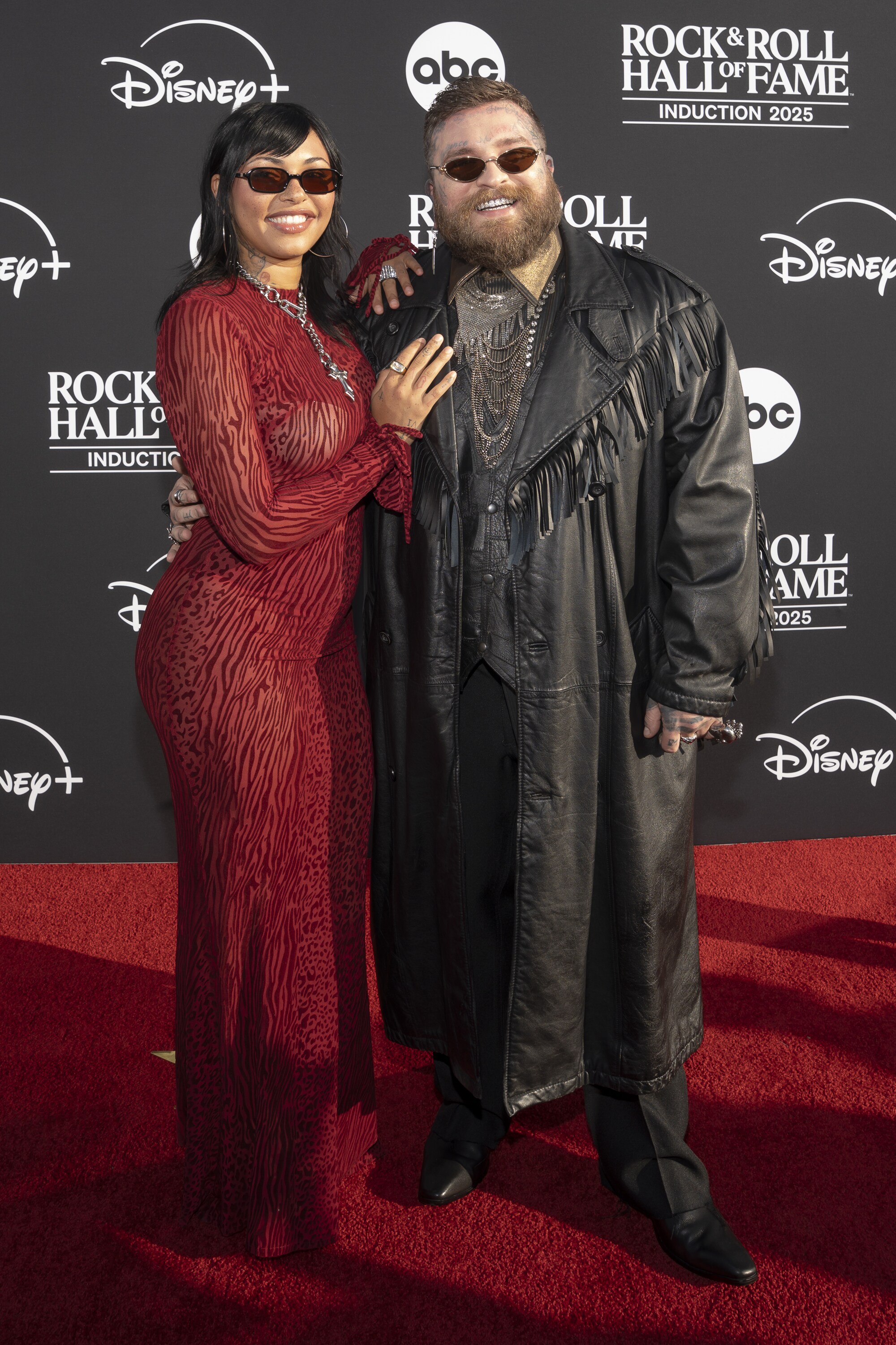 ROCK & ROLL HALL OF FAME 2025 INDUCTION CEREMONY – The 2025 Rock & Roll Hall of Fame Induction Ceremony, with once-in-a-lifetime performances and collaborations paying tribute to the iconic, generation-defining inductees, will be broadcast live coast to coast from Los Angeles on SATURDAY, NOV. 8 (8:00 p.m. EDT) on Disney+. (Disney/Cristian Lopez)  RAICHE WRIGHT, TEDDY SWIMS 