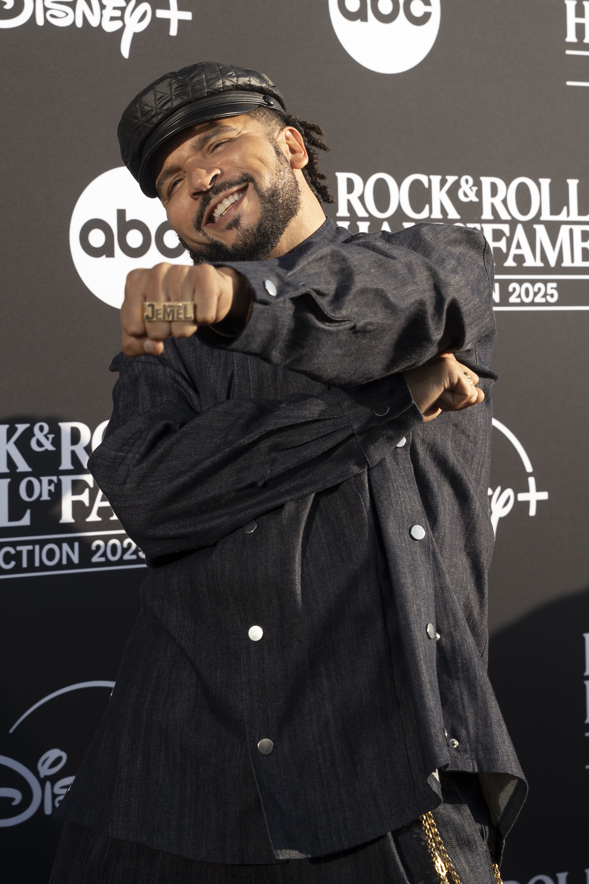 ROCK & ROLL HALL OF FAME 2025 INDUCTION CEREMONY – The 2025 Rock & Roll Hall of Fame Induction Ceremony, with once-in-a-lifetime performances and collaborations paying tribute to the iconic, generation-defining inductees, will be broadcast live coast to coast from Los Angeles on SATURDAY, NOV. 8 (8:00 p.m. EDT) on Disney+. (Disney/Cristian Lopez)  JEMEL MCWILLIAMS 