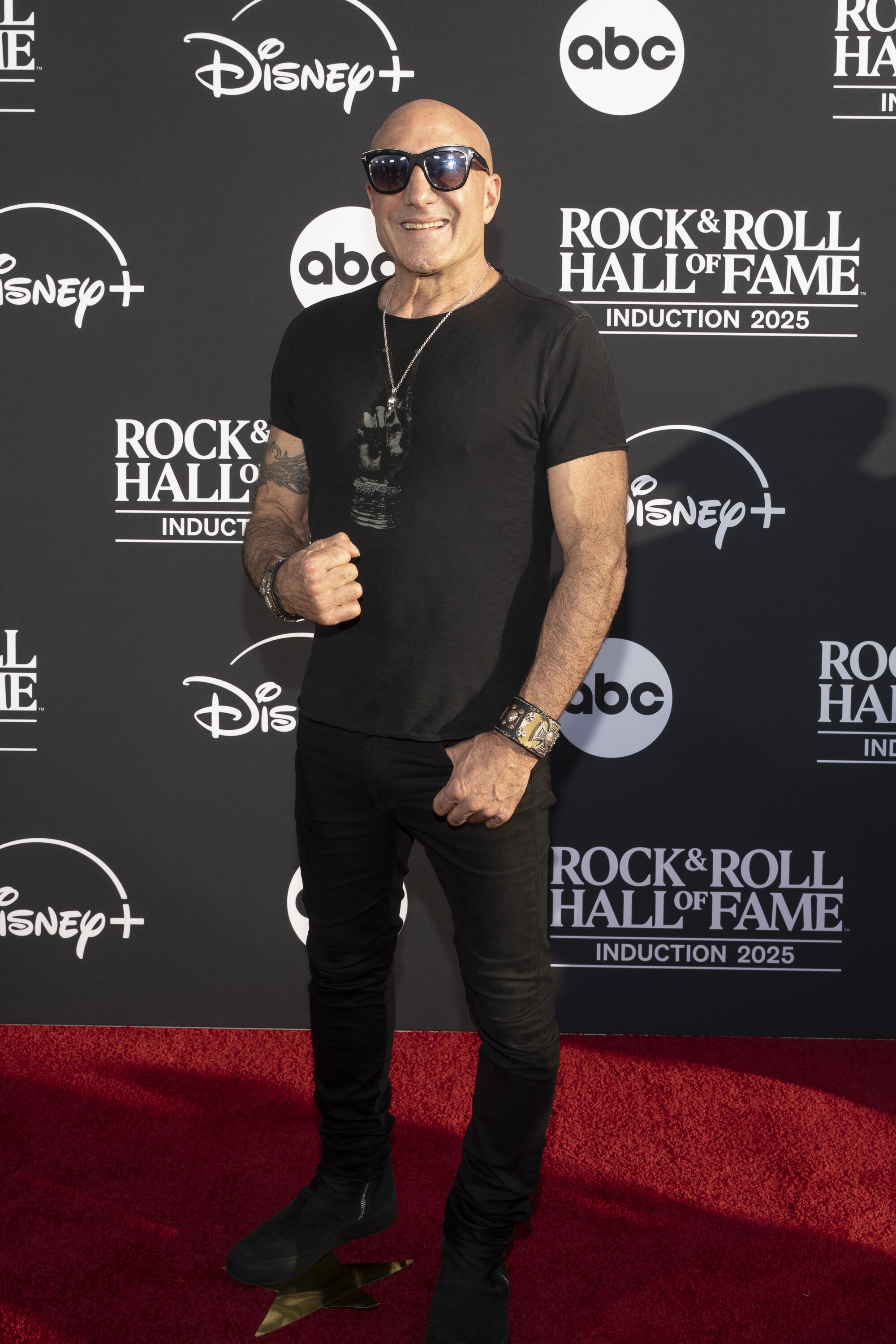ROCK & ROLL HALL OF FAME 2025 INDUCTION CEREMONY – The 2025 Rock & Roll Hall of Fame Induction Ceremony, with once-in-a-lifetime performances and collaborations paying tribute to the iconic, generation-defining inductees, will be broadcast live coast to coast from Los Angeles on SATURDAY, NOV. 8 (8:00 p.m. EDT) on Disney+. (Disney/Cristian Lopez)  KENNY ARONOFF 