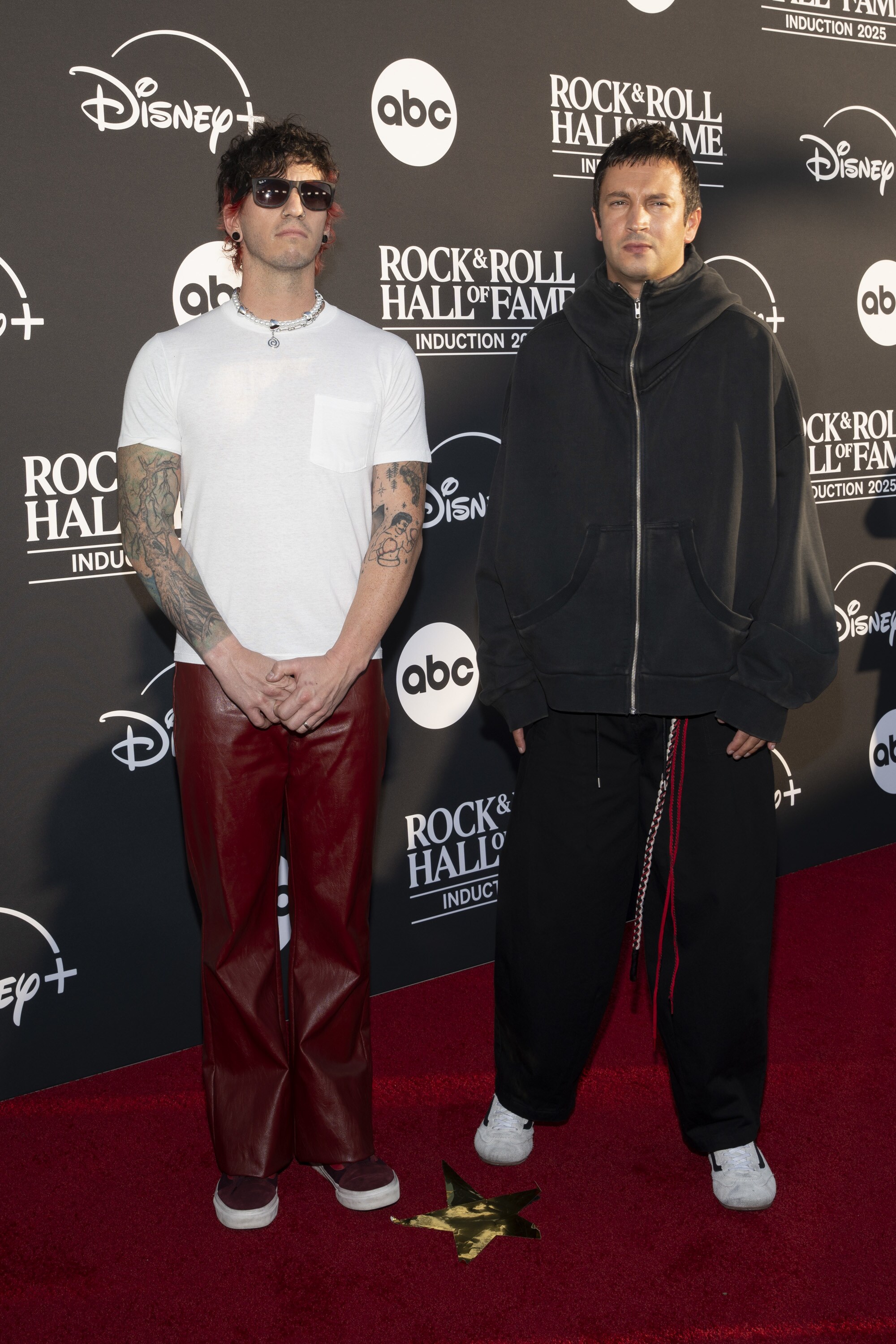 ROCK & ROLL HALL OF FAME 2025 INDUCTION CEREMONY – The 2025 Rock & Roll Hall of Fame Induction Ceremony, with once-in-a-lifetime performances and collaborations paying tribute to the iconic, generation-defining inductees, will be broadcast live coast to coast from Los Angeles on SATURDAY, NOV. 8 (8:00 p.m. EDT) on Disney+. (Disney/Cristian Lopez)  JOSHUA DUN, TYLER JOSEPH