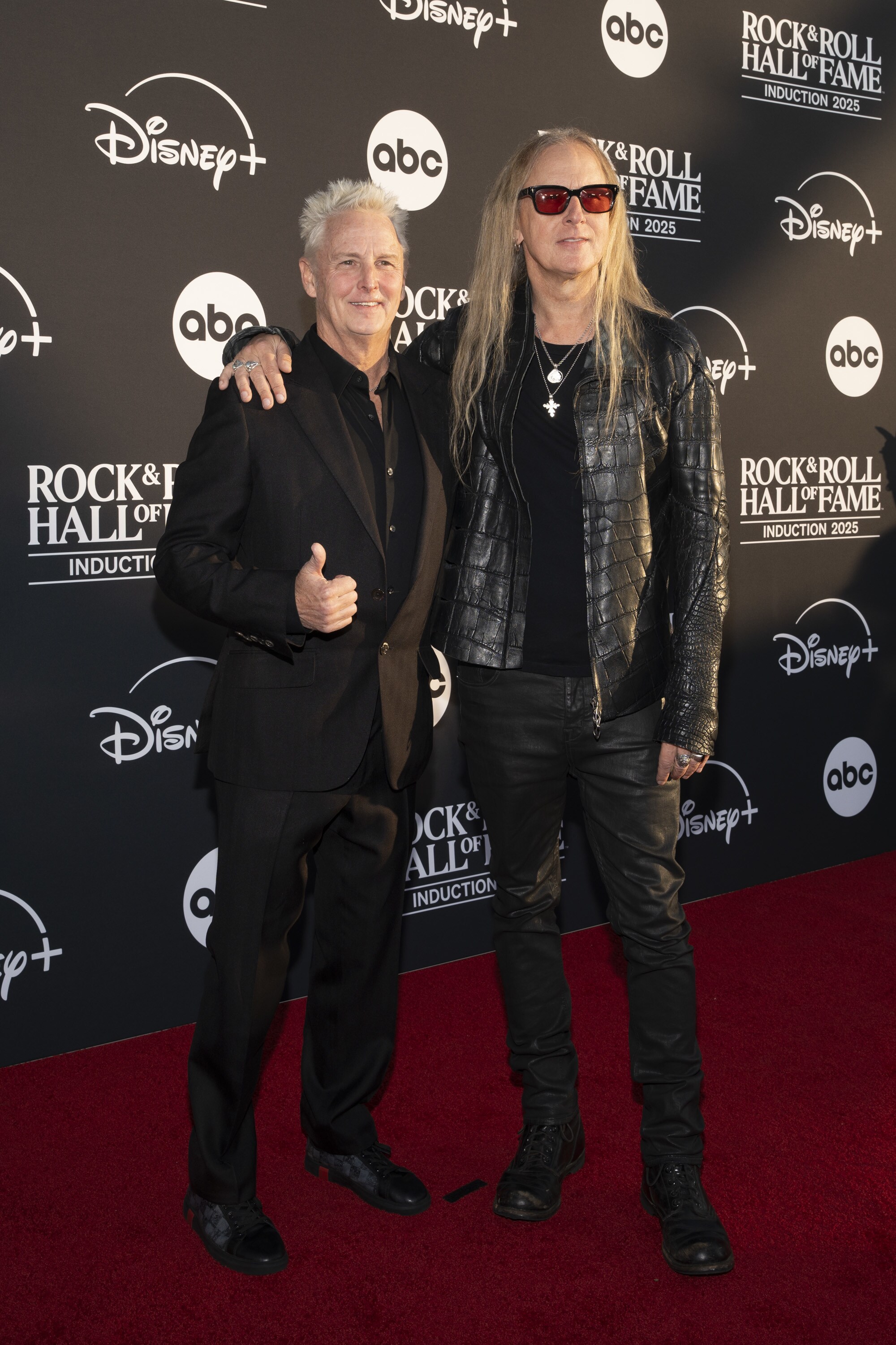 ROCK & ROLL HALL OF FAME 2025 INDUCTION CEREMONY – The 2025 Rock & Roll Hall of Fame Induction Ceremony, with once-in-a-lifetime performances and collaborations paying tribute to the iconic, generation-defining inductees, will be broadcast live coast to coast from Los Angeles on SATURDAY, NOV. 8 (8:00 p.m. EDT) on Disney+. (Disney/Cristian Lopez)  MIKE MCCREADY, JERRY CANTRELL  