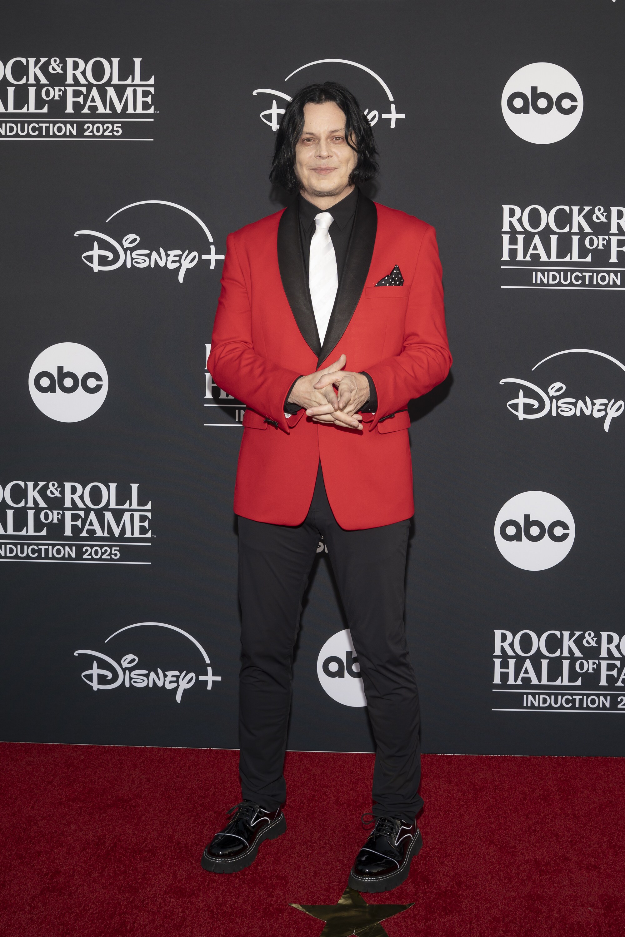ROCK & ROLL HALL OF FAME 2025 INDUCTION CEREMONY – The 2025 Rock & Roll Hall of Fame Induction Ceremony, with once-in-a-lifetime performances and collaborations paying tribute to the iconic, generation-defining inductees, will be broadcast live coast to coast from Los Angeles on SATURDAY, NOV. 8 (8:00 p.m. EDT) on Disney+. (Disney/Cristian Lopez)  JACK WHITE 