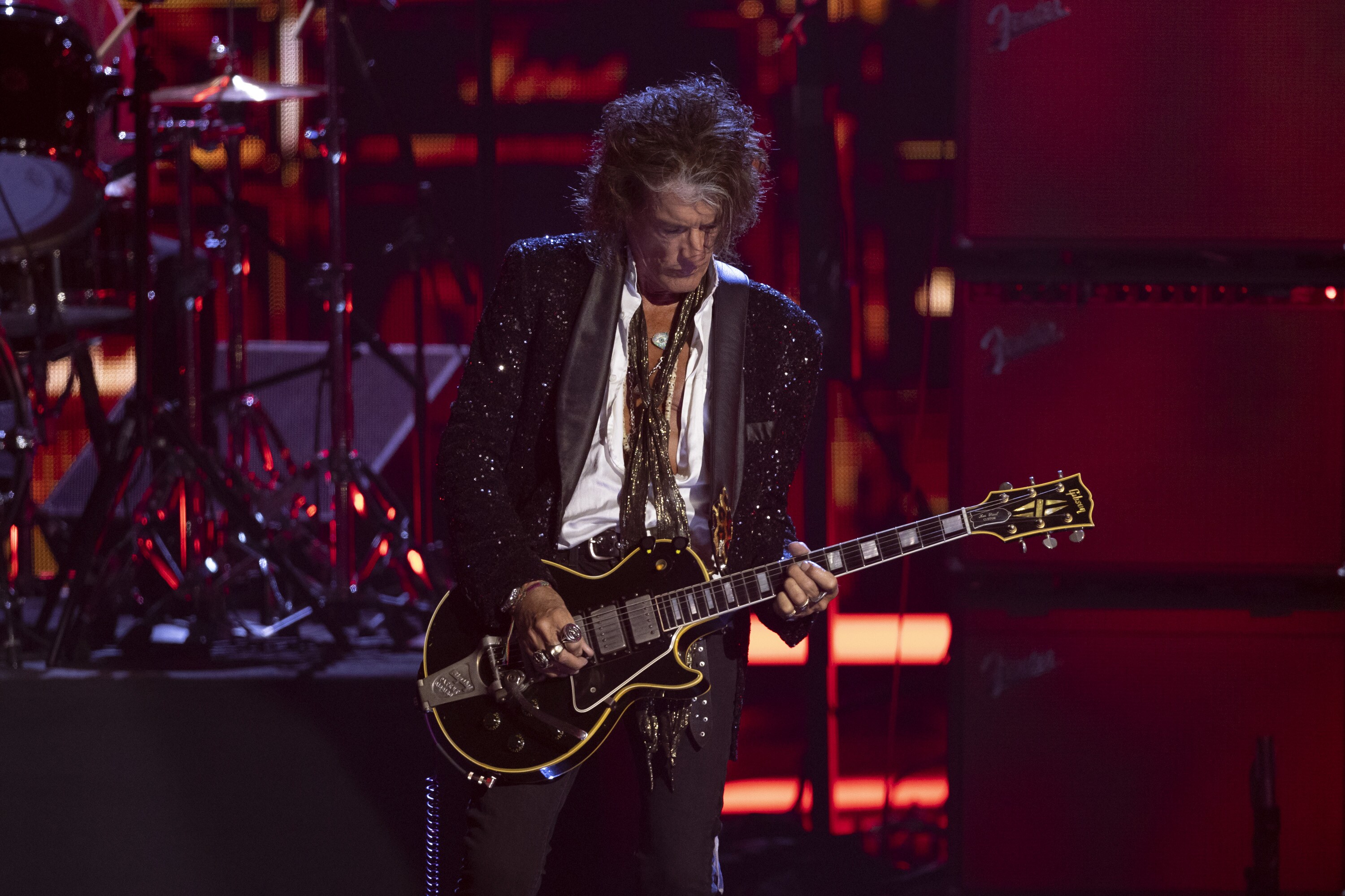 ROCK & ROLL HALL OF FAME 2025 INDUCTION CEREMONY – The 2025 Rock & Roll Hall of Fame Induction Ceremony, with once-in-a-lifetime performances and collaborations paying tribute to the iconic, generation-defining inductees, will be broadcast live coast to coast from Los Angeles on SATURDAY, NOV. 8 (8:00 p.m. EDT) on Disney+. (Disney/Frank Micelotta)  JOE PERRY 