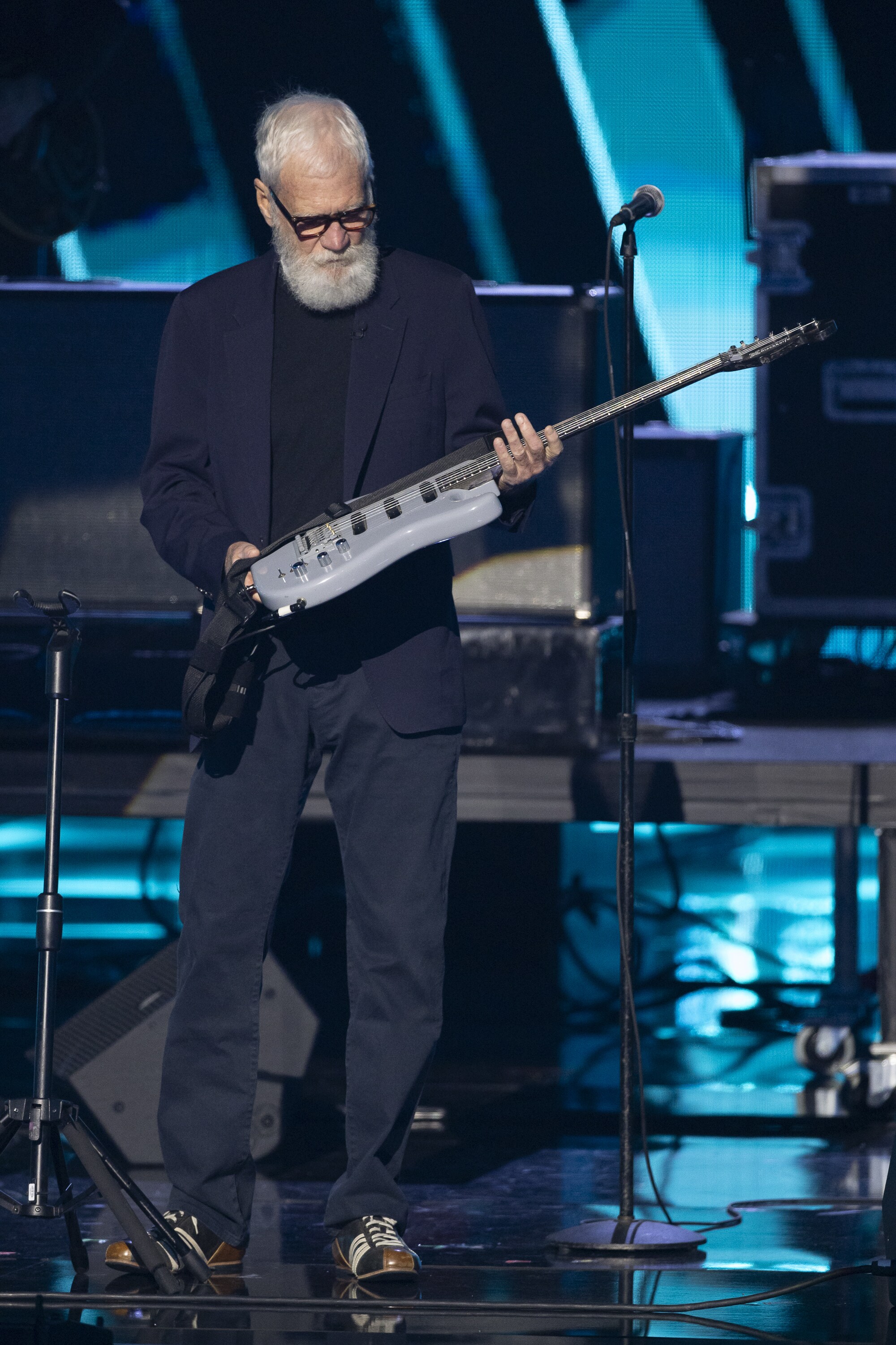 ROCK & ROLL HALL OF FAME 2025 INDUCTION CEREMONY – The 2025 Rock & Roll Hall of Fame Induction Ceremony, with once-in-a-lifetime performances and collaborations paying tribute to the iconic, generation-defining inductees, will be broadcast live coast to coast from Los Angeles on SATURDAY, NOV. 8 (8:00 p.m. EDT) on Disney+. (Disney/Frank Micelotta)  DAVID LETTERMAN 