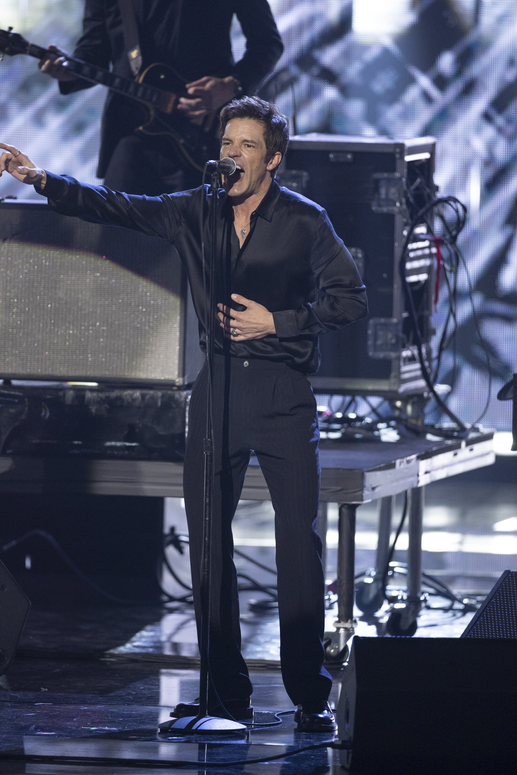 ROCK & ROLL HALL OF FAME 2025 INDUCTION CEREMONY – The 2025 Rock & Roll Hall of Fame Induction Ceremony, with once-in-a-lifetime performances and collaborations paying tribute to the iconic, generation-defining inductees, will be broadcast live coast to coast from Los Angeles on SATURDAY, NOV. 8 (8:00 p.m. EDT) on Disney+. (Disney/Frank Micelotta)  BRANDON FLOWERS 