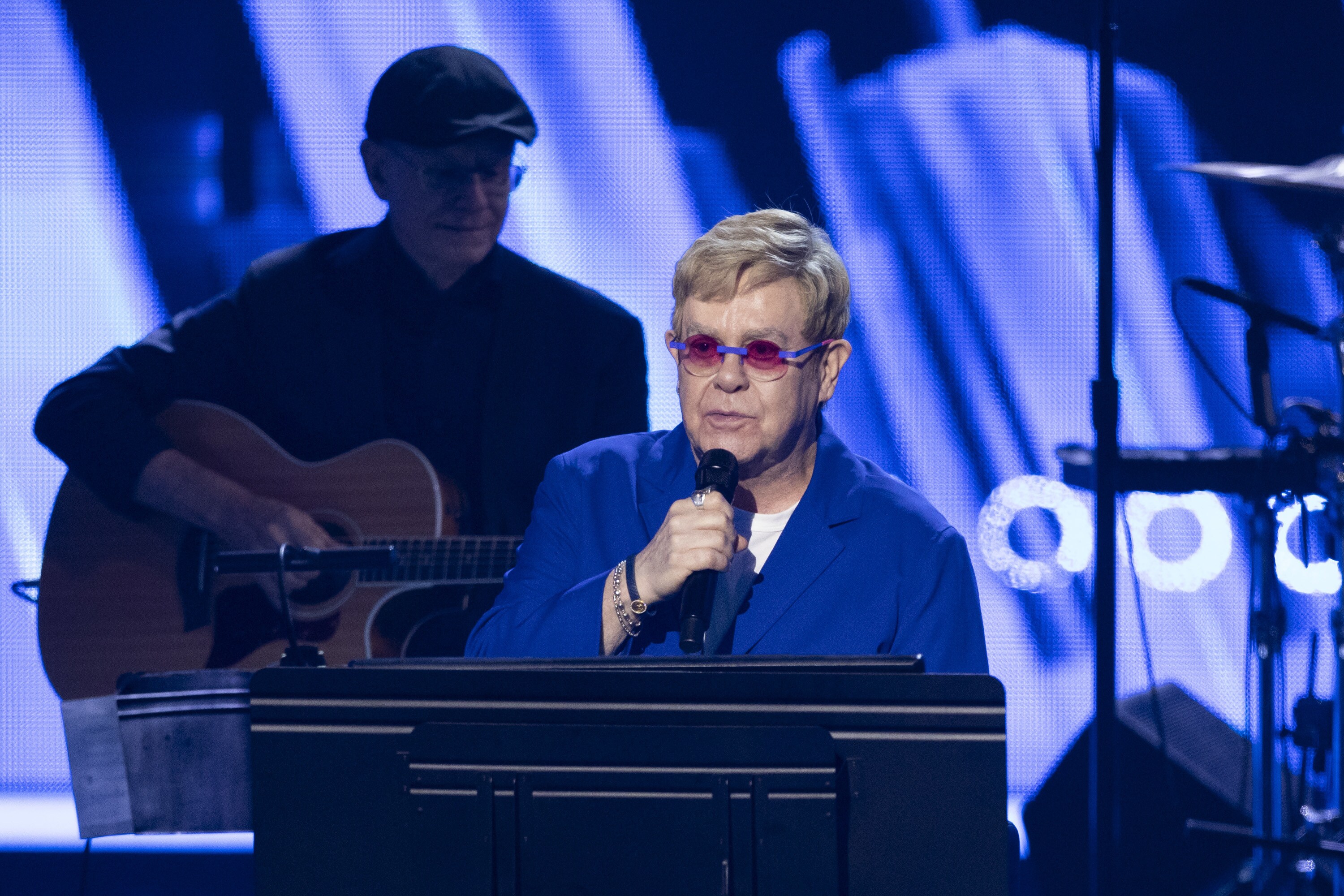 ROCK & ROLL HALL OF FAME 2025 INDUCTION CEREMONY – The 2025 Rock & Roll Hall of Fame Induction Ceremony, with once-in-a-lifetime performances and collaborations paying tribute to the iconic, generation-defining inductees, will be broadcast live coast to coast from Los Angeles on SATURDAY, NOV. 8 (8:00 p.m. EDT) on Disney+. (Disney/Frank Micelotta)  ELTON JOHN 