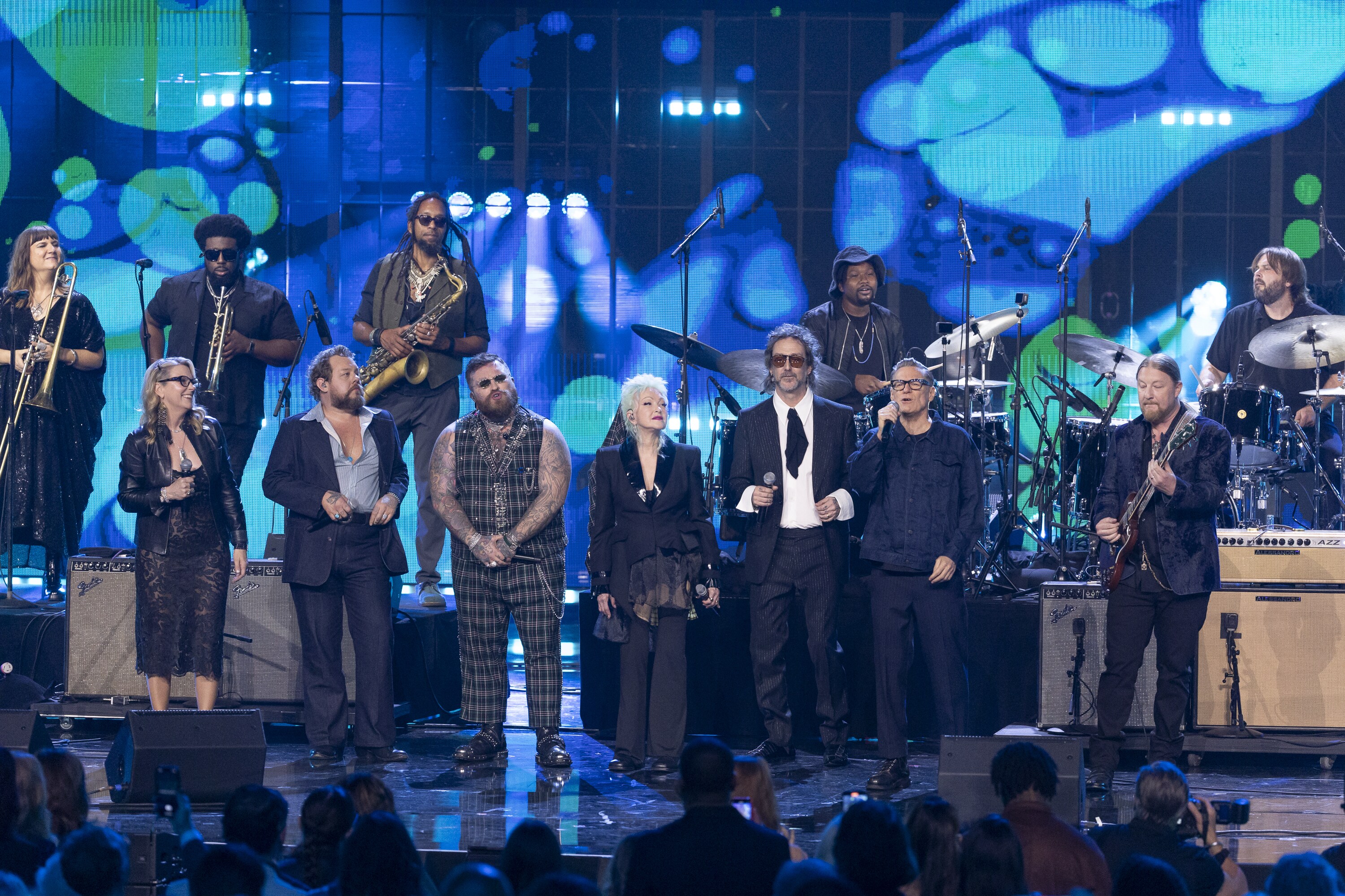 ROCK & ROLL HALL OF FAME 2025 INDUCTION CEREMONY – The 2025 Rock & Roll Hall of Fame Induction Ceremony, with once-in-a-lifetime performances and collaborations paying tribute to the iconic, generation-defining inductees, will be broadcast live coast to coast from Los Angeles on SATURDAY, NOV. 8 (8:00 p.m. EDT) on Disney+. (Disney/Frank Micelotta)  SUSAN TEDESCHI, NATHANIEL RATELIFF, TEDDY SWIMS, CYNDI LAUPER, CHRIS ROBINSON, BRYAN ADAMS, DEREK TRUCKS  