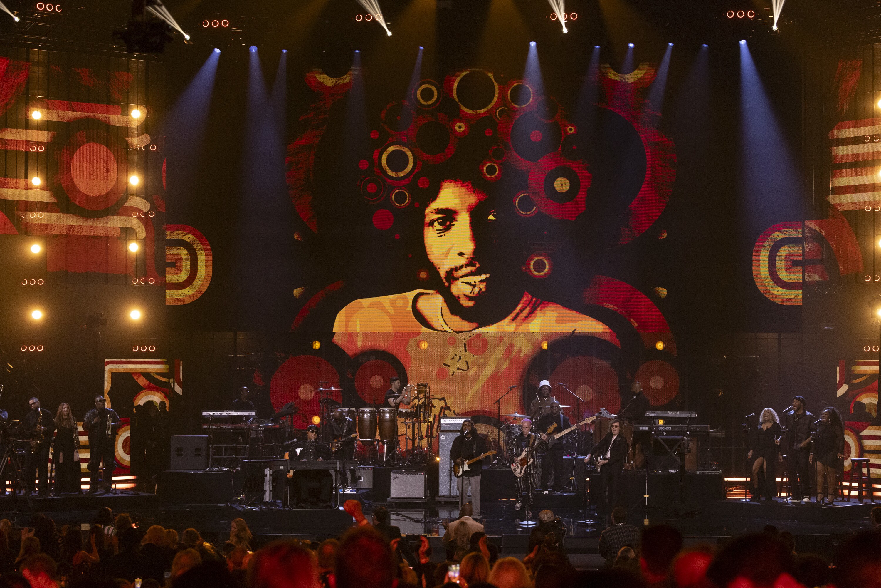 ROCK & ROLL HALL OF FAME 2025 INDUCTION CEREMONY – The 2025 Rock & Roll Hall of Fame Induction Ceremony, with once-in-a-lifetime performances and collaborations paying tribute to the iconic, generation-defining inductees, will be broadcast live coast to coast from Los Angeles on SATURDAY, NOV. 8 (8:00 p.m. EDT) on Disney+. (Disney/Frank Micelotta)  STEVIE WONDER 